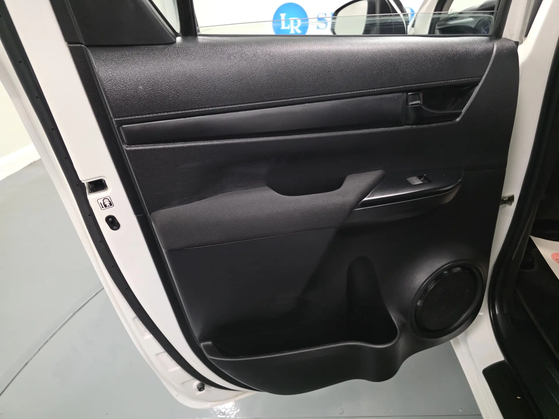 Toyota Hilux 2.4 D-4D 4WD CD CH 51
