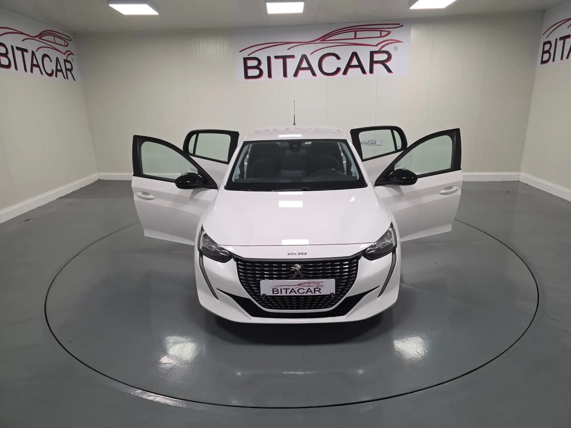 Peugeot 208 1.2 ACTIVE 46