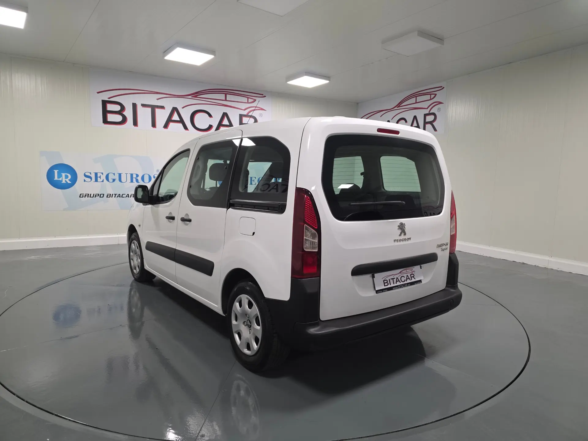 Peugeot Partner TEPEE 1.6 BLUEHDI 5 LUGARES 20