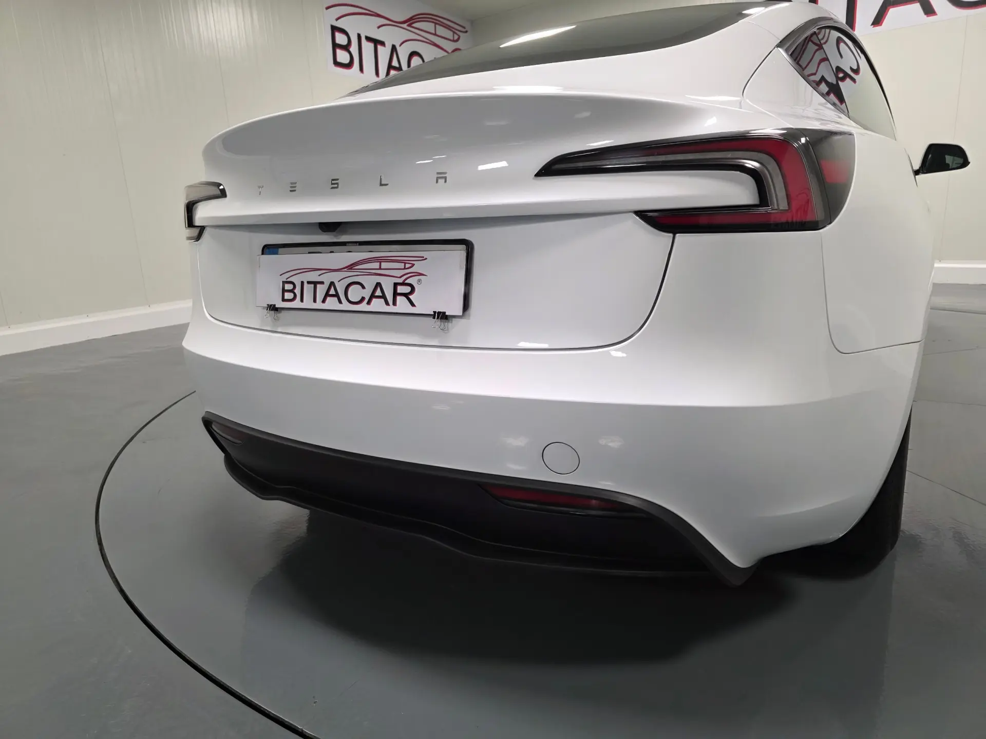 Tesla Model 3 Tração Traseira Premium 37