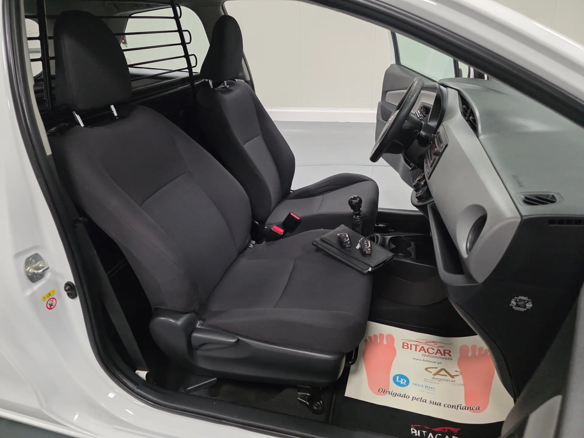 Toyota Yaris BIZZ 1.4 D-4D 90CV IVA DEDUTIVEL 75