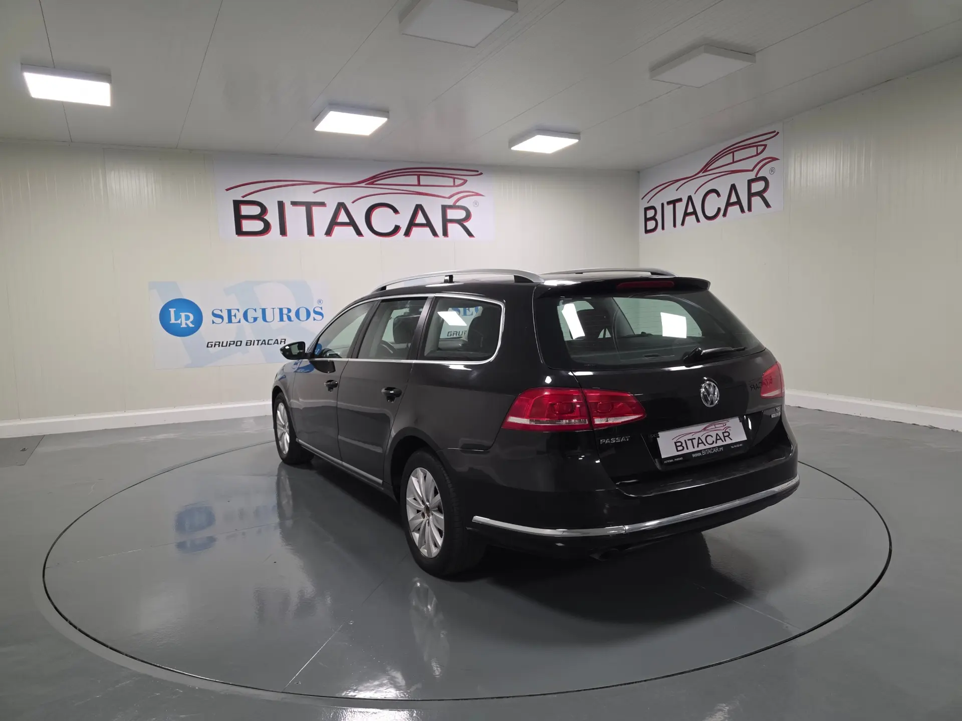 Volkswagen Passat 1.6 TDI Confortline 16