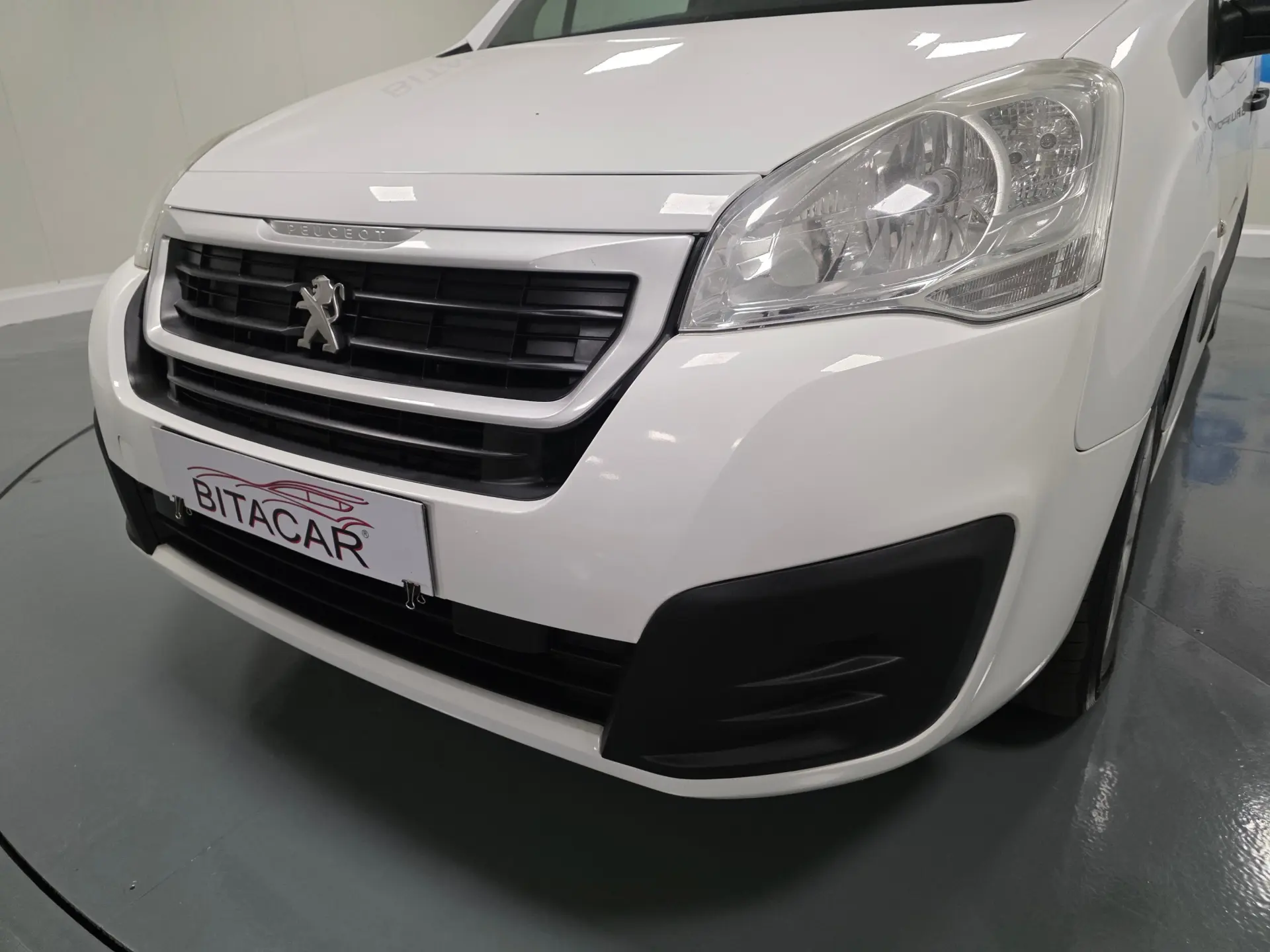 Peugeot Partner TEPEE 1.6 BLUEHDI 5 LUGARES 9