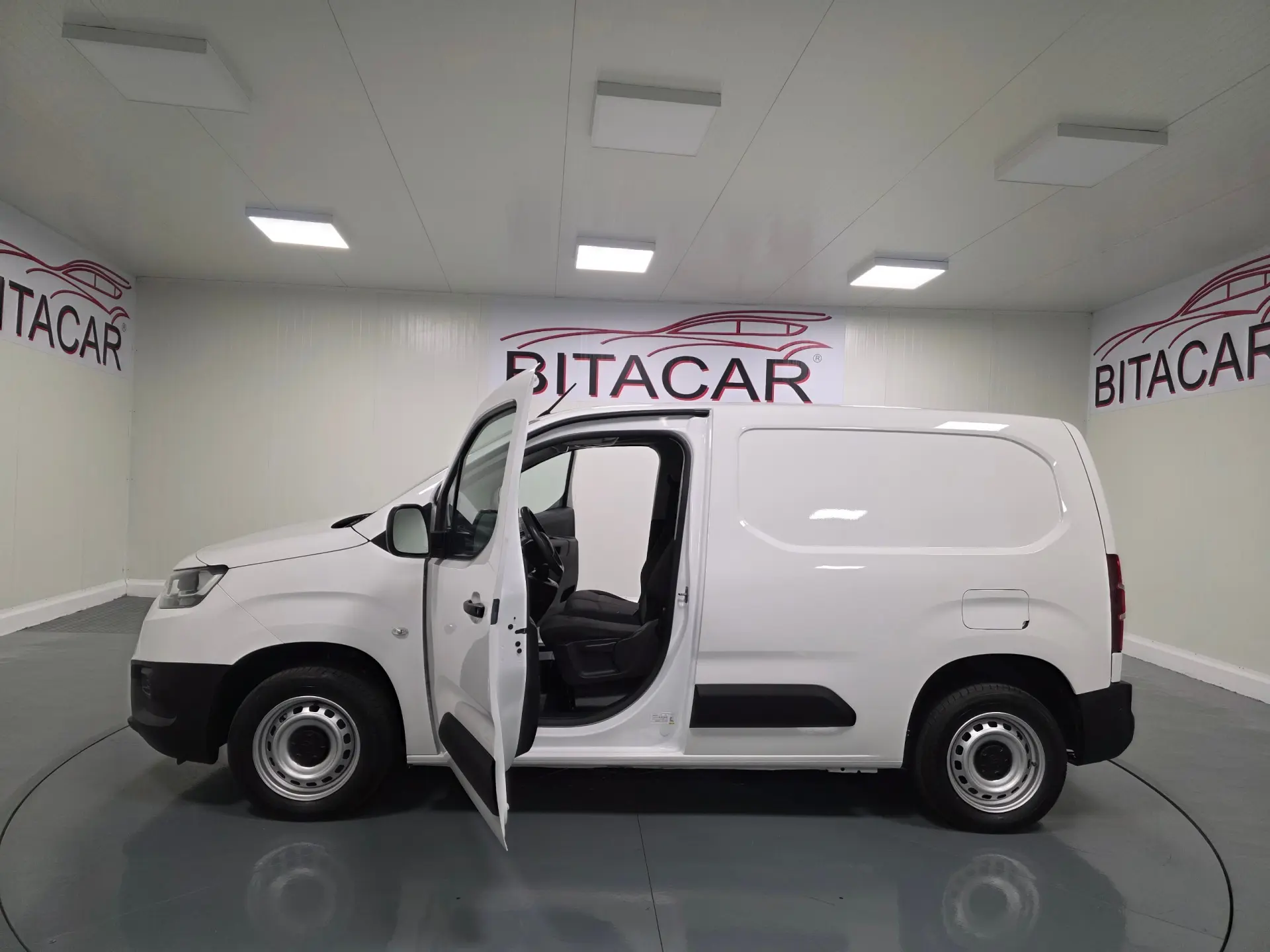 Toyota Proace CITY 1.5D IVA DEDUTIVEL 33