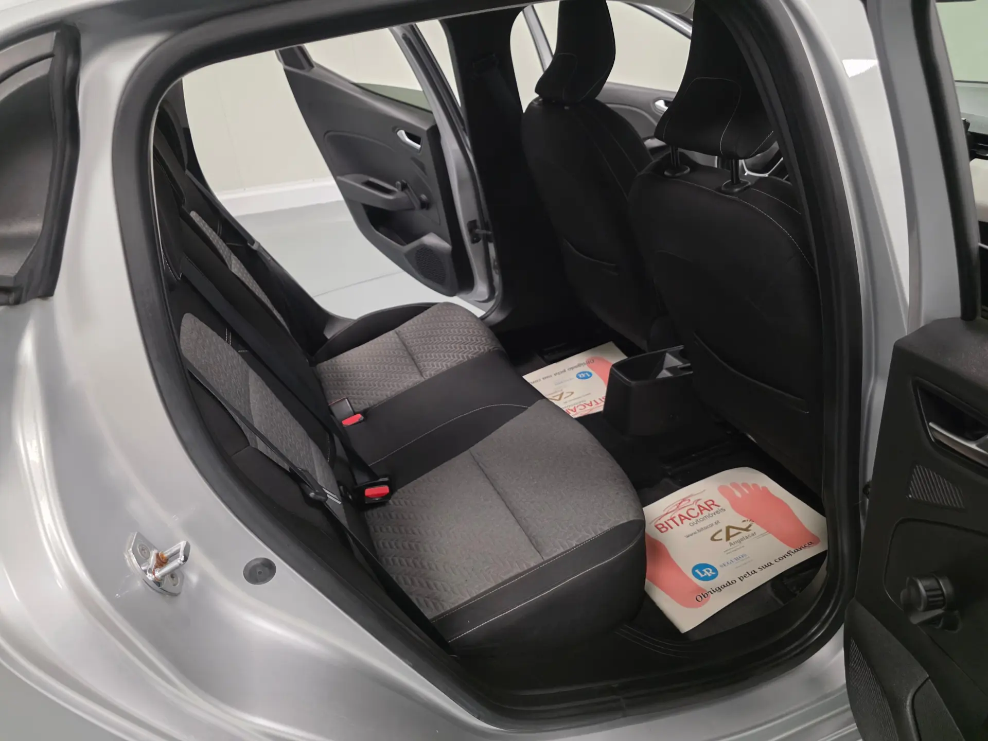 Renault Clio 1.0 TCE LIMITED 77