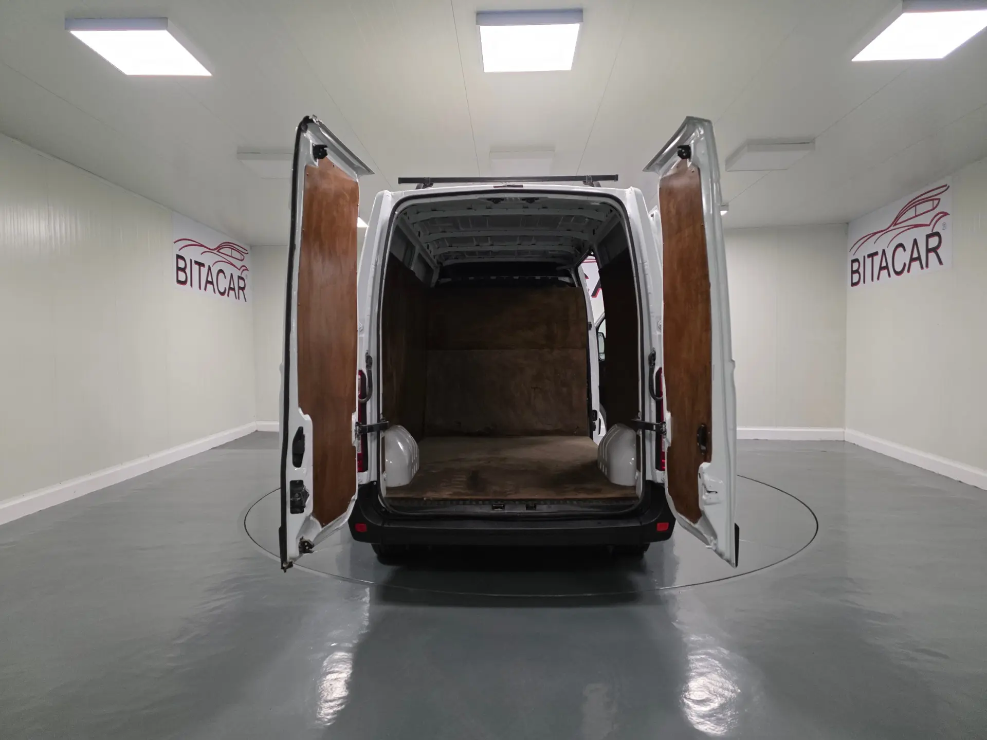 Renault Master 2.3 dCi L2H2 3.5T 46