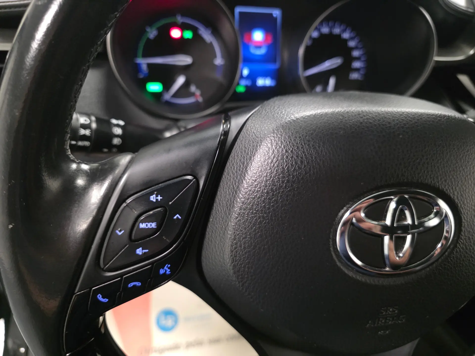Toyota C-HR 1.8 HSD CONFORT 93