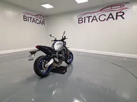 Yamaha MT-09 SP 27