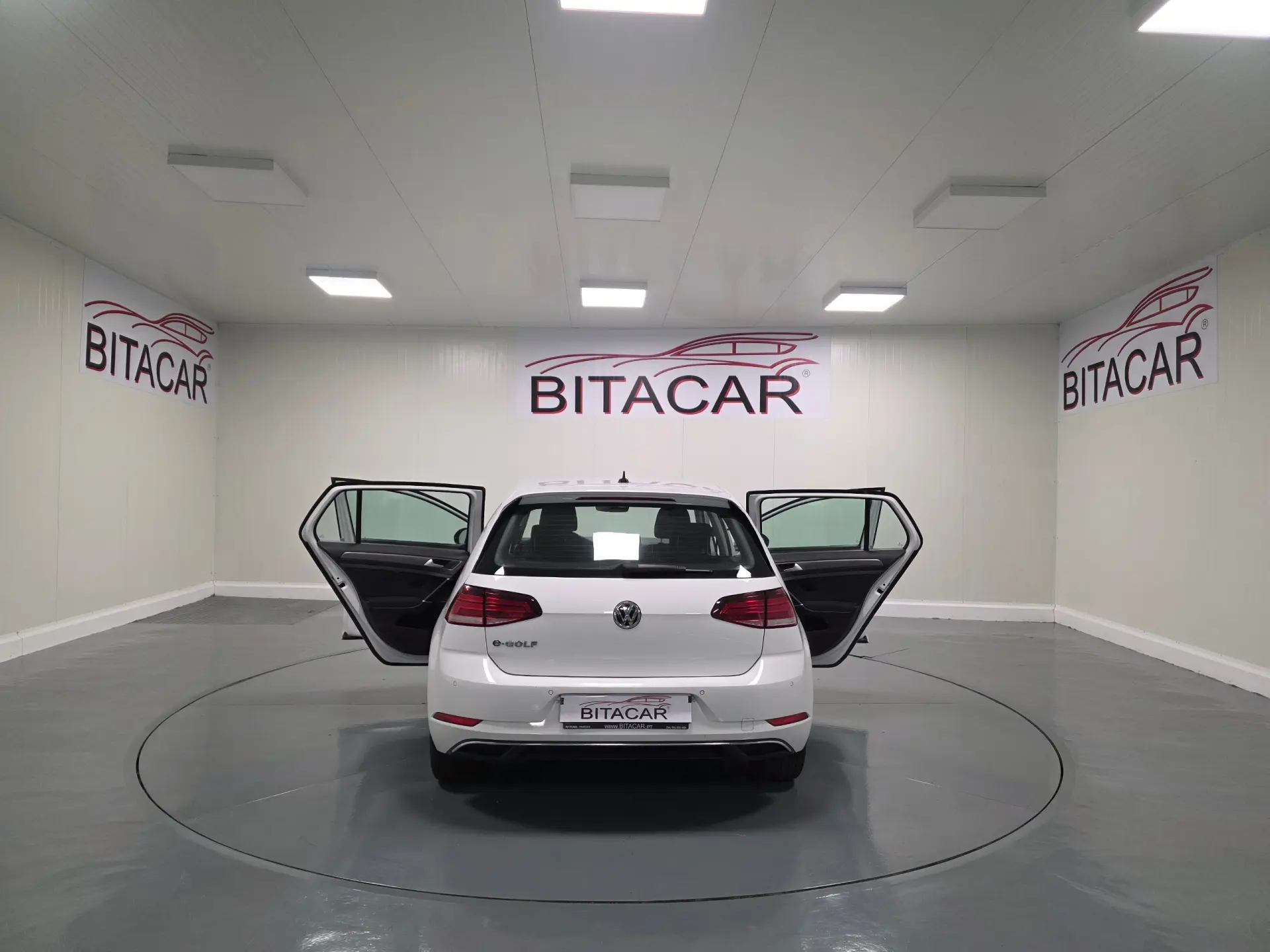 Volkswagen e-Golf AC/DC 30