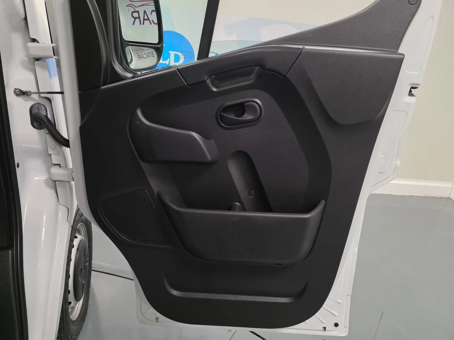 Renault Master L2H2 2.3 DCI 135CV GPS IVA DEDUTIVEL 44