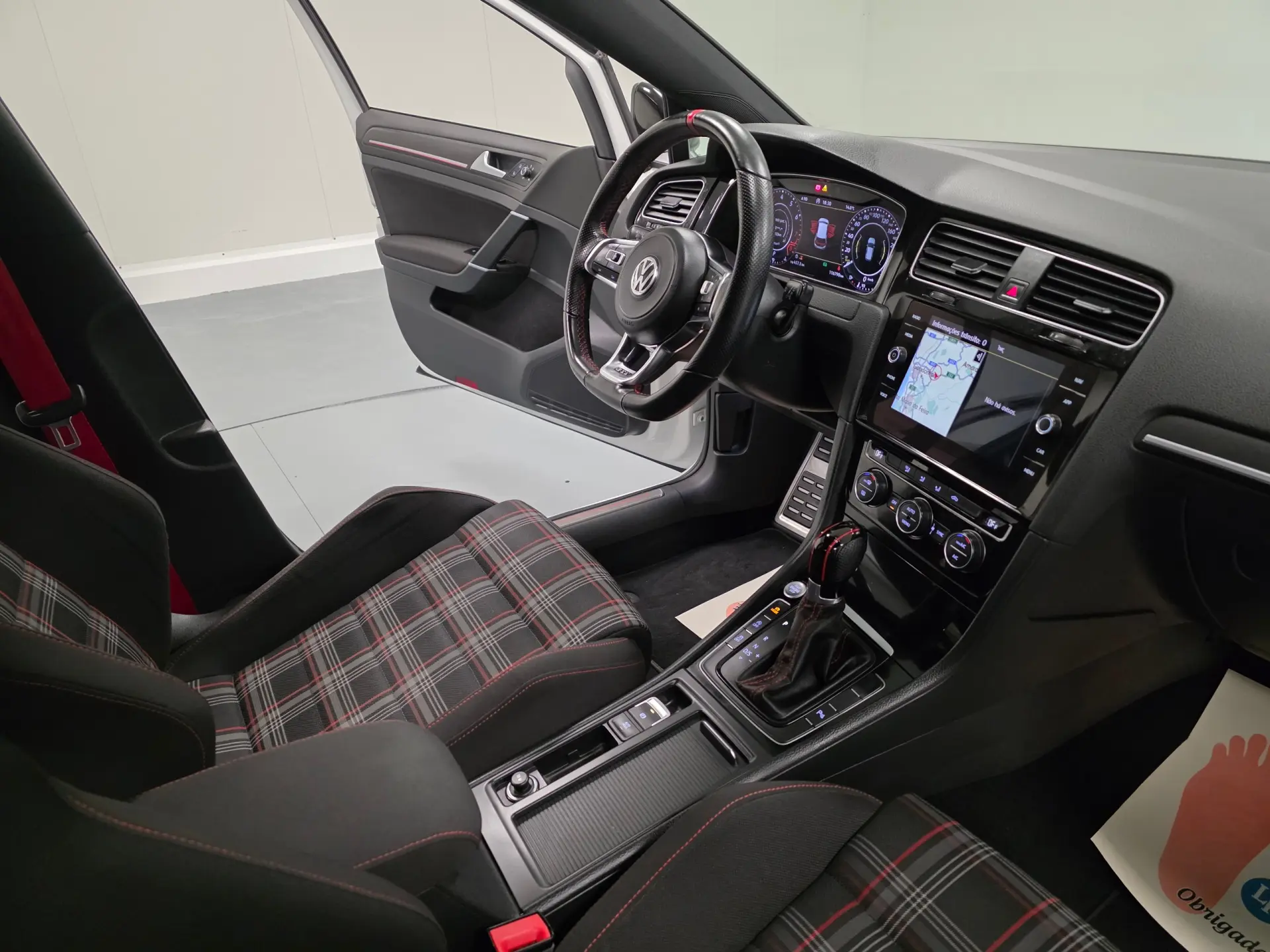 Volkswagen Golf 2.0 TSI GTI DSG Performance 66