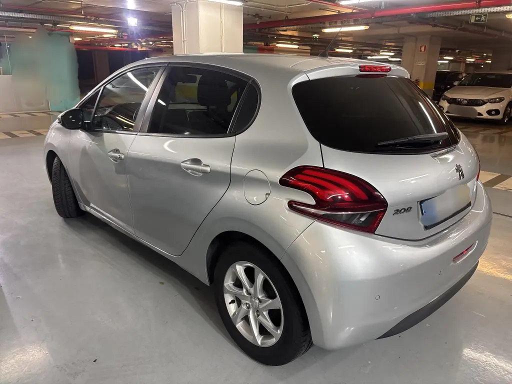 Peugeot 208 1.6 BlueHDi Active 3