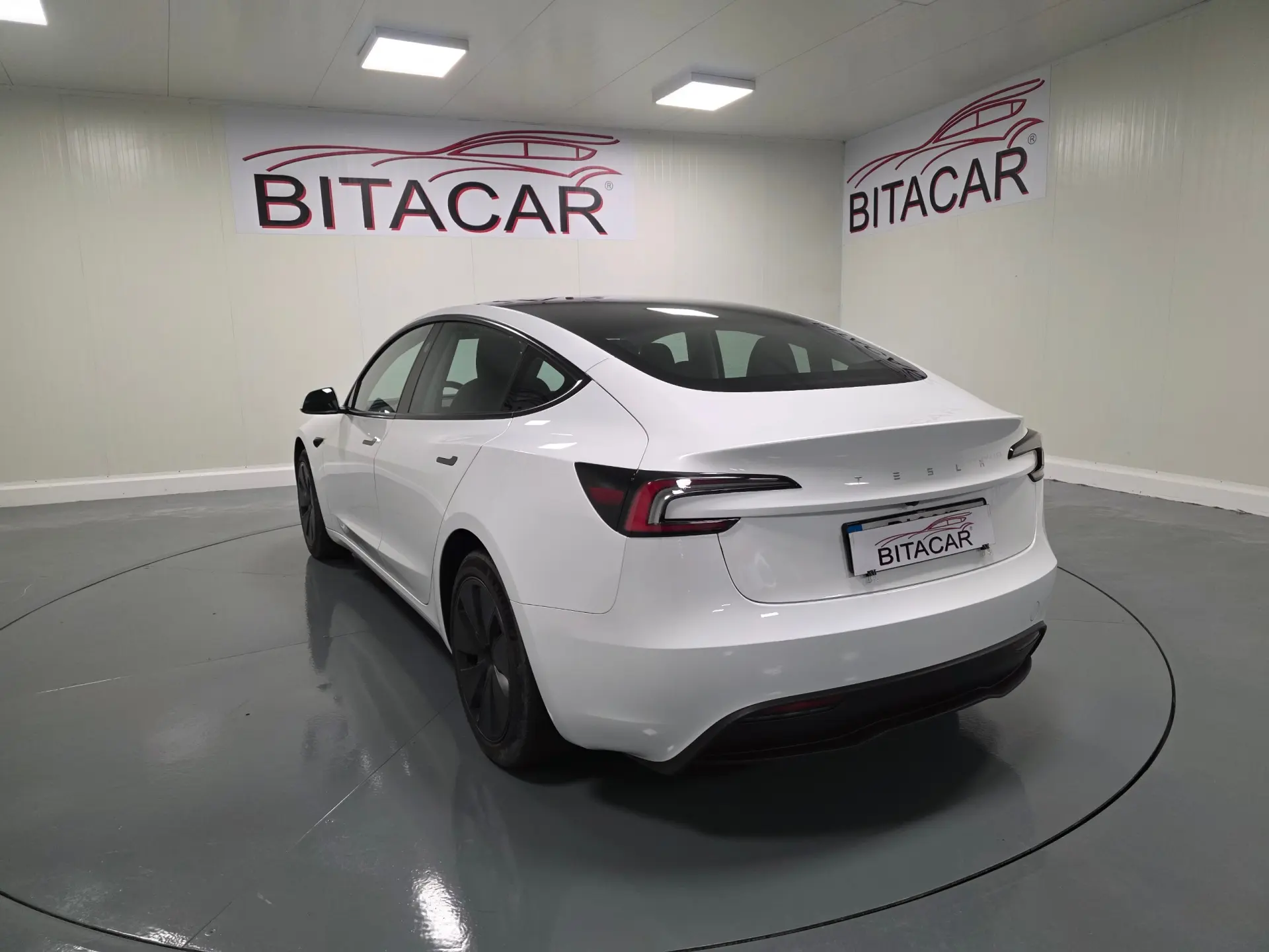 Tesla Model 3 Tração Traseira Premium 30