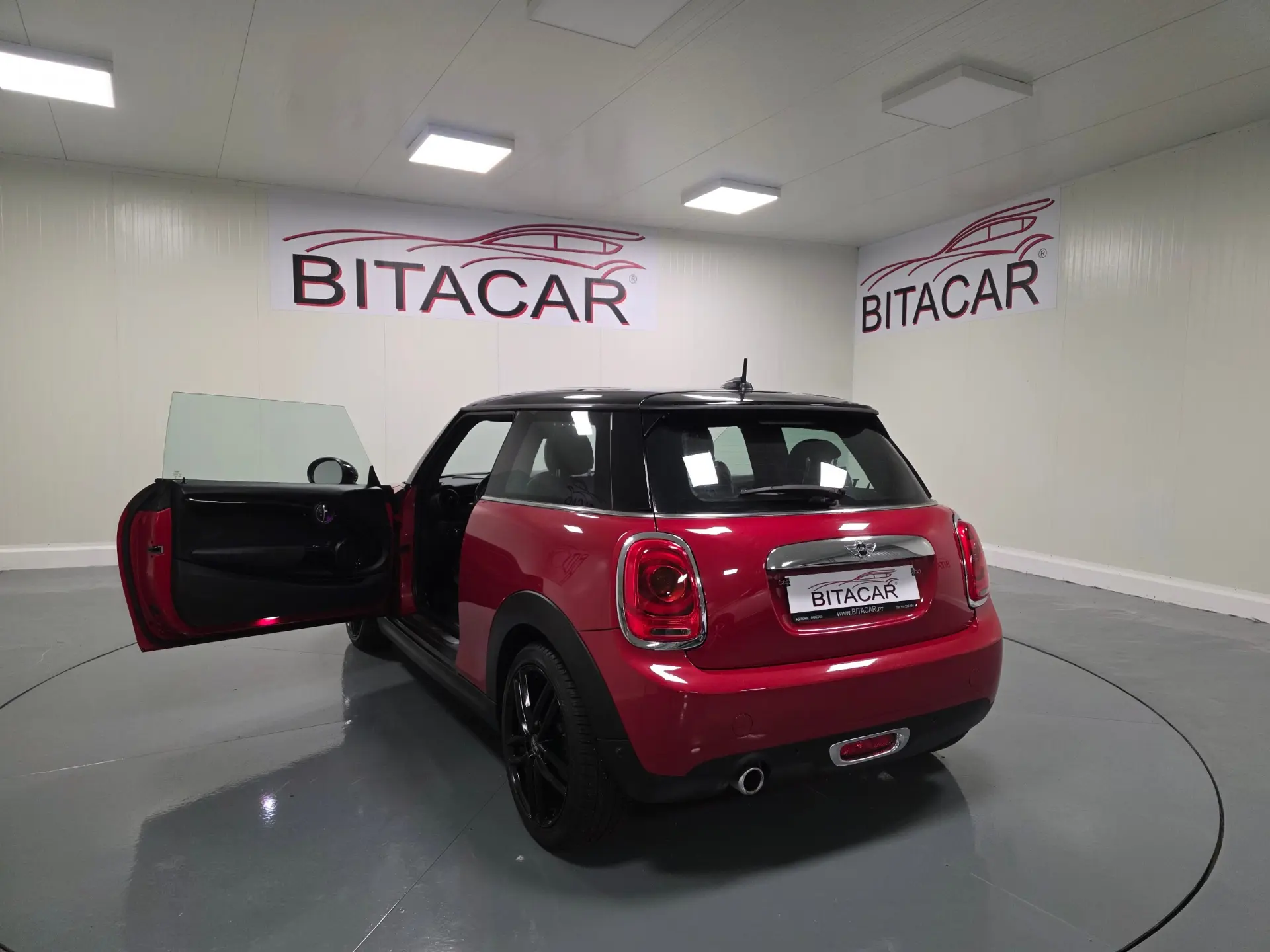 MINI 3 Portas Cooper D 4