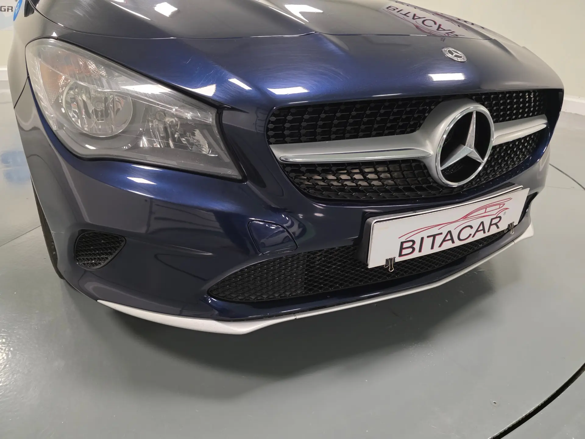 Mercedes-Benz CLA 180 d Shooting Brake Urban 5