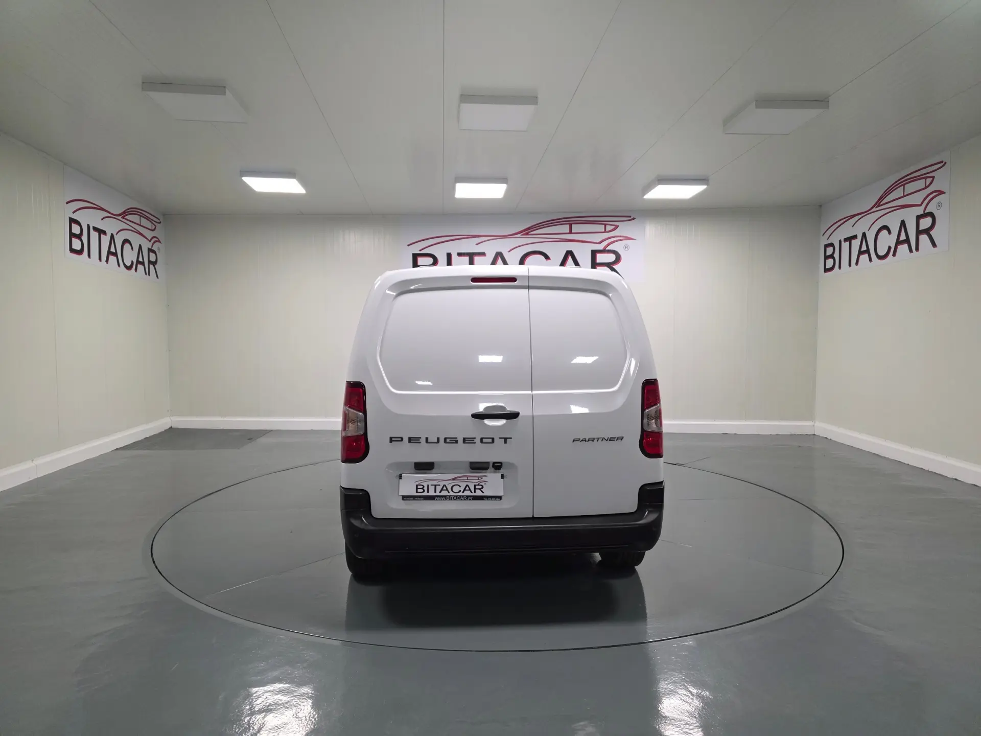 Peugeot Partner 1.5 BLUEHDI 100CV LONGA CAMARA TRASEIRA 46
