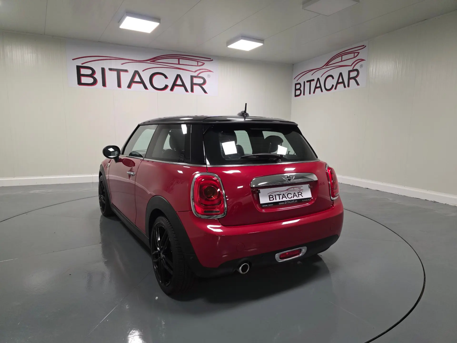 MINI 3 Portas Cooper D 22