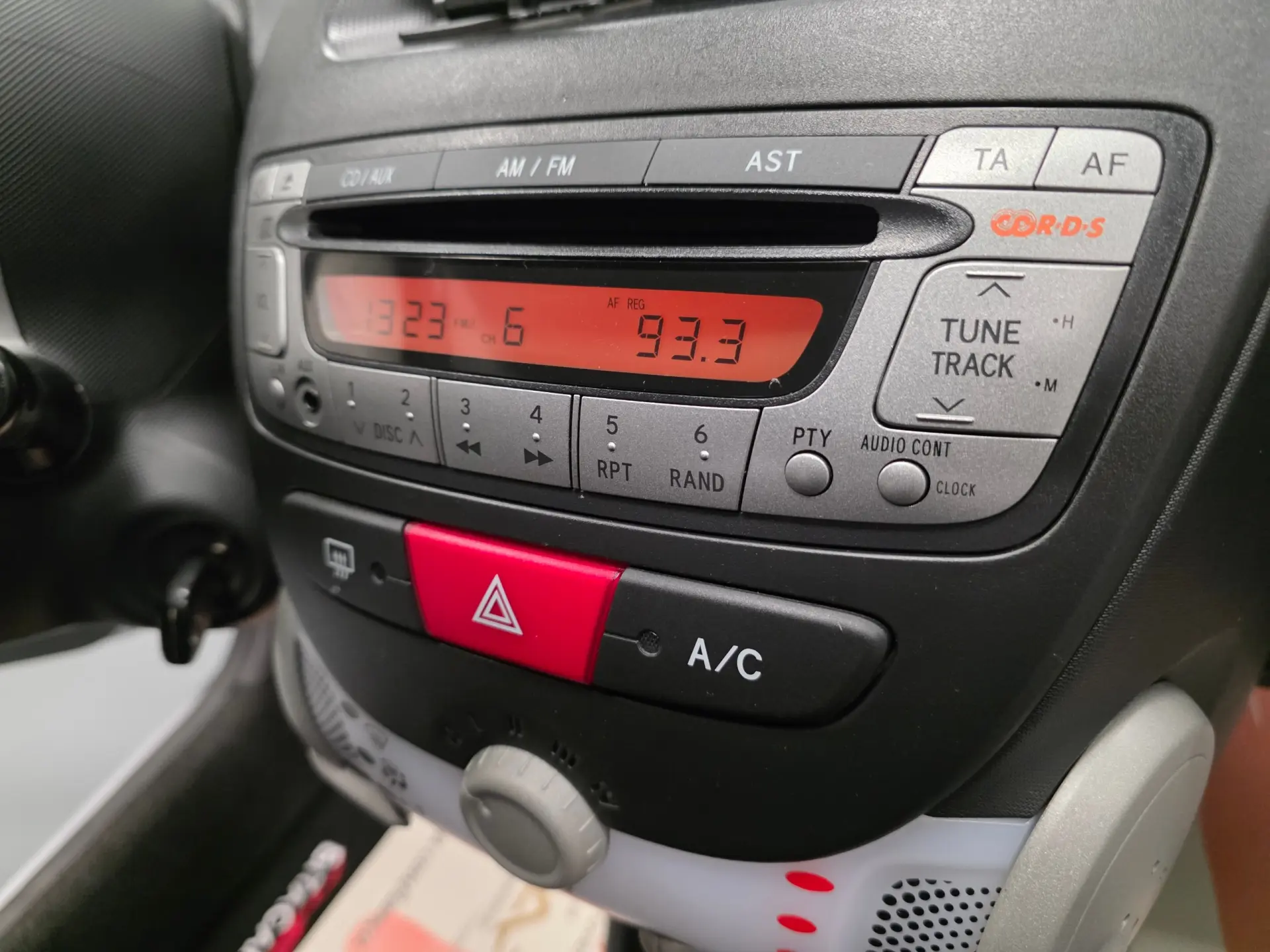 Citroen C1 1.0  Attraction 5