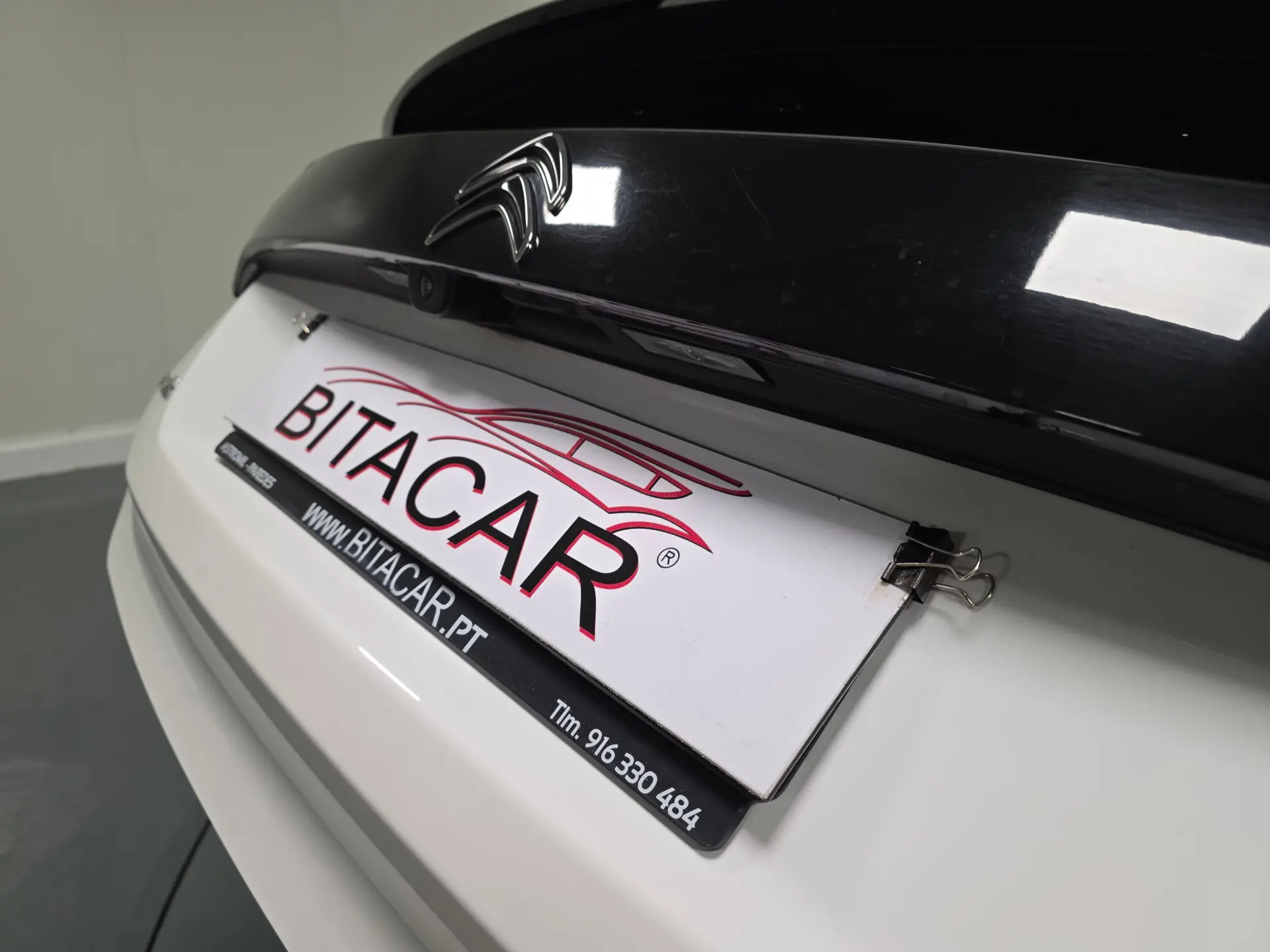 Citroen e-C4 SHINE 63