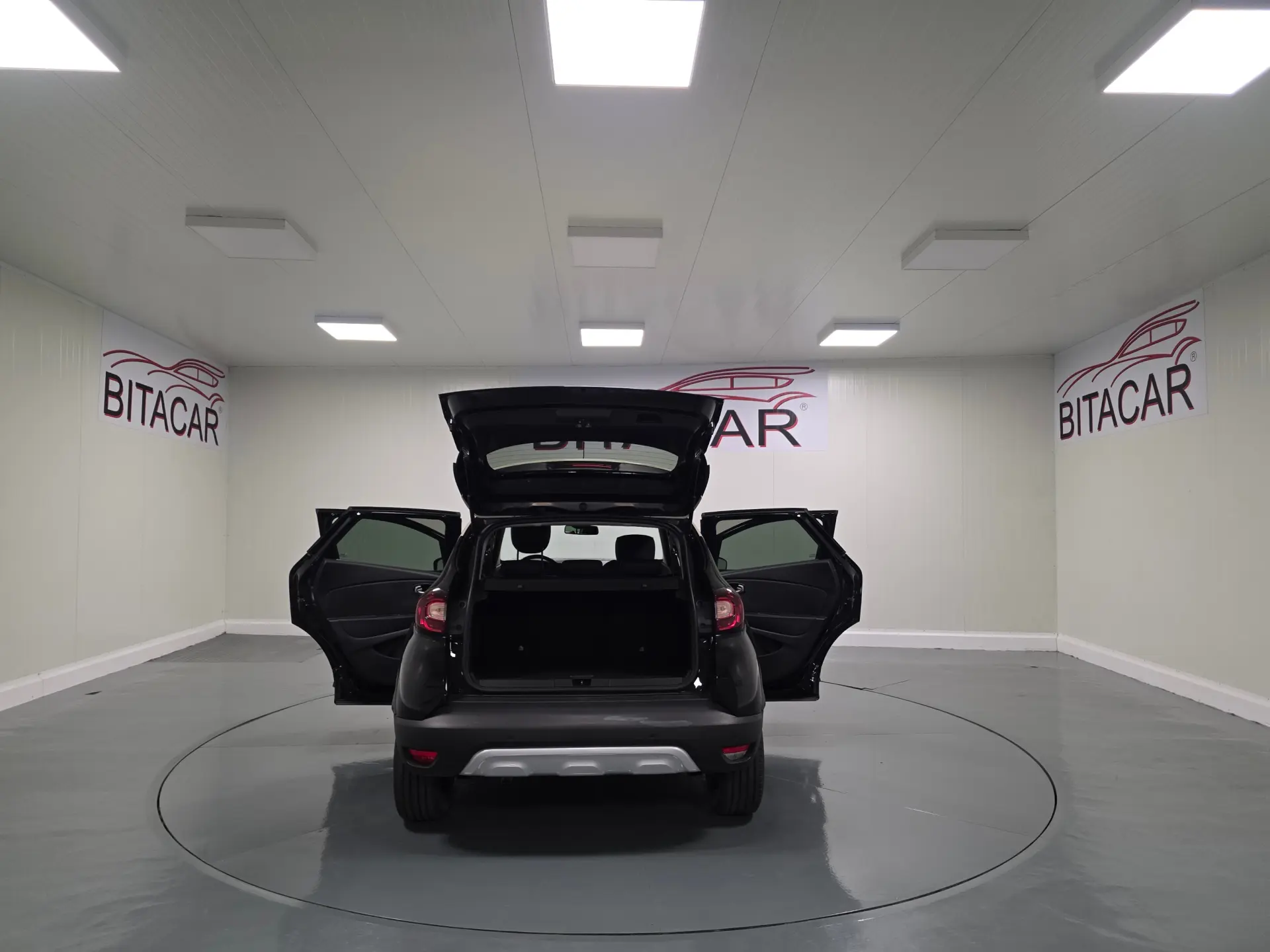 Renault Captur 1.5 DCI EXCLUSIVE 14