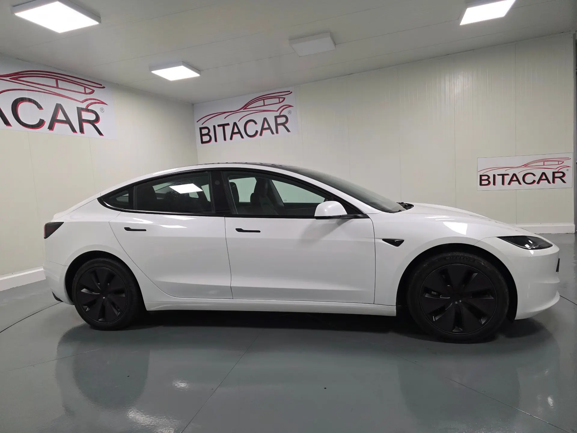 Tesla Model 3 Tração Traseira Premium 2