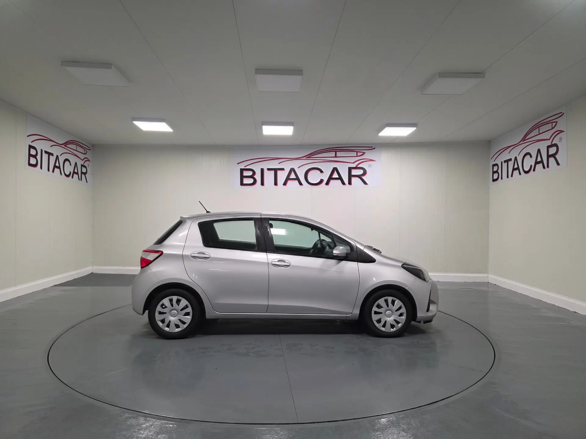 Toyota Yaris 1.4 D-4D ACtive+AC 33