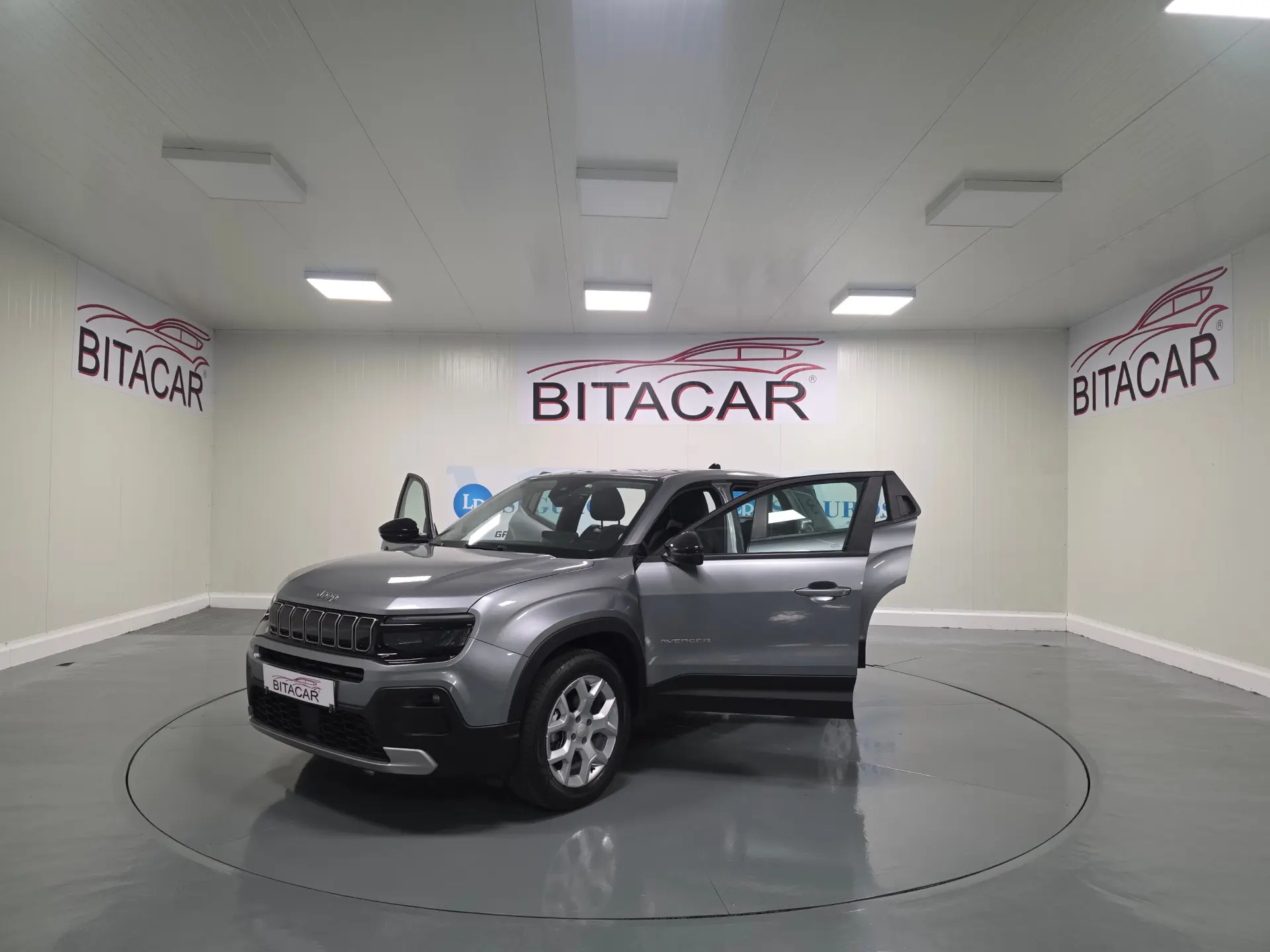 Jeep Avenger 1.2 GSE T3 Altitude 17