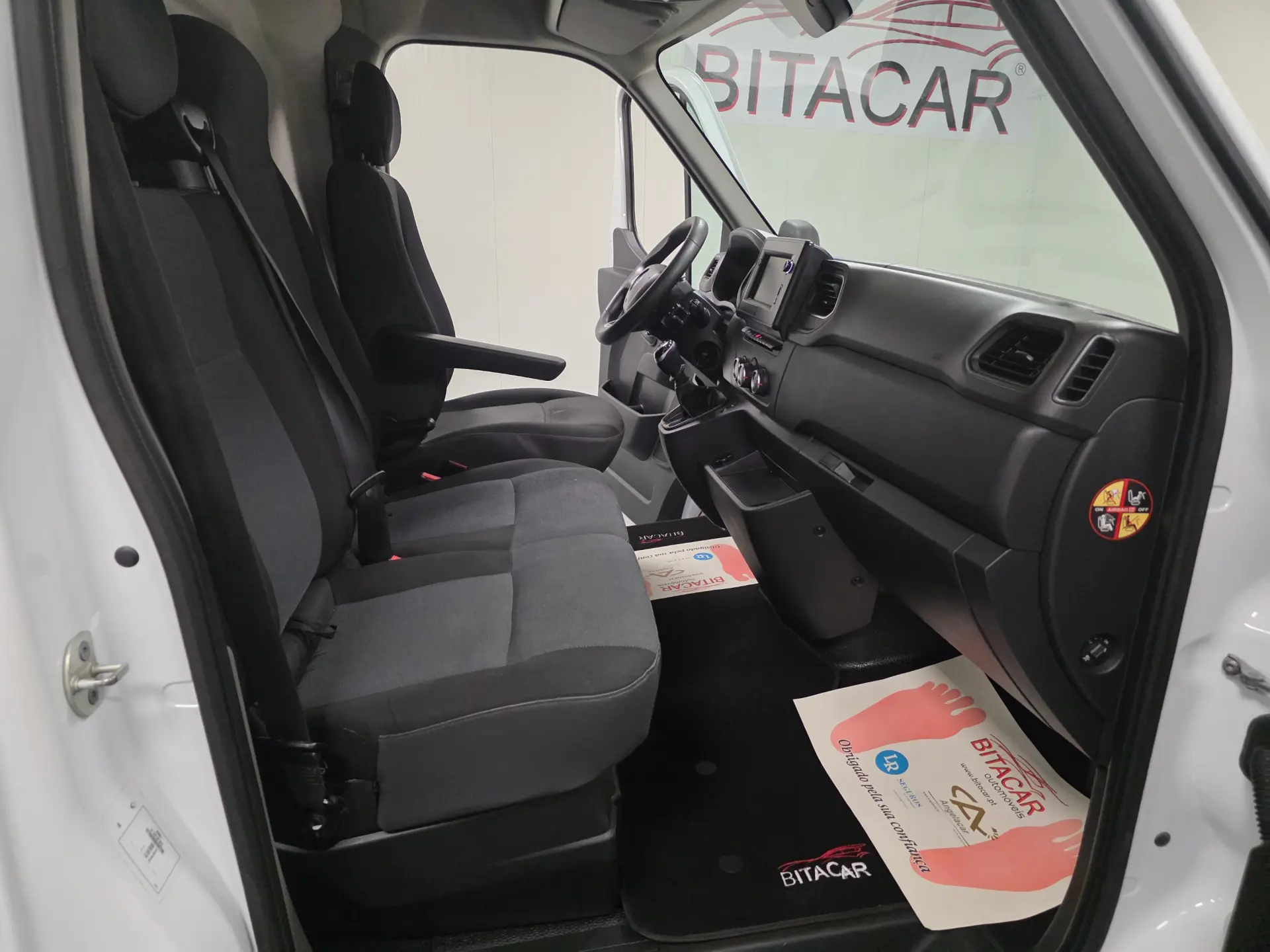 Renault Master L2H2 135CV GPS CAM TRASEIRA IVA DEDUTIVEL 67