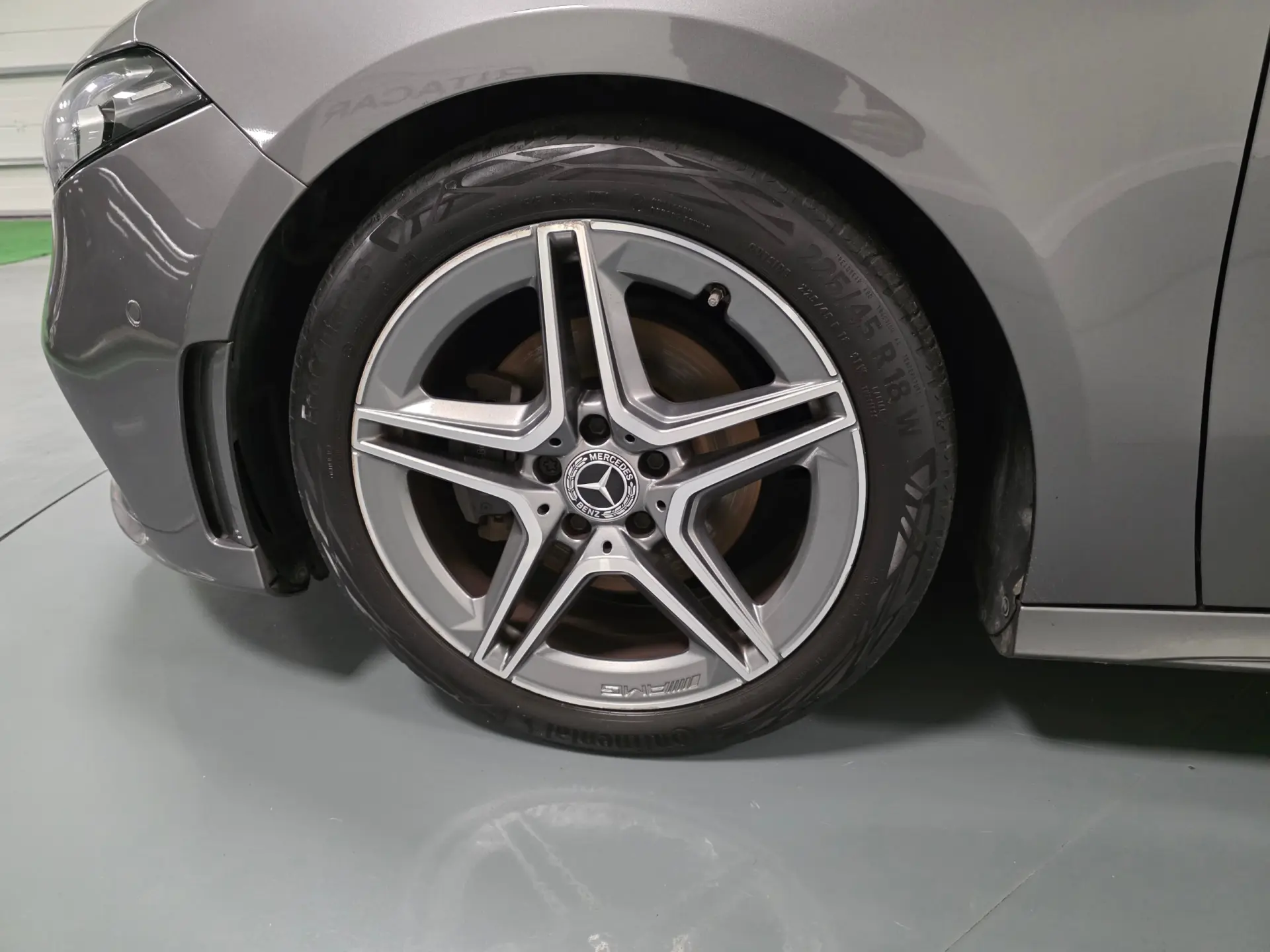 Mercedes-Benz A 180 d AMG Line Aut. 16