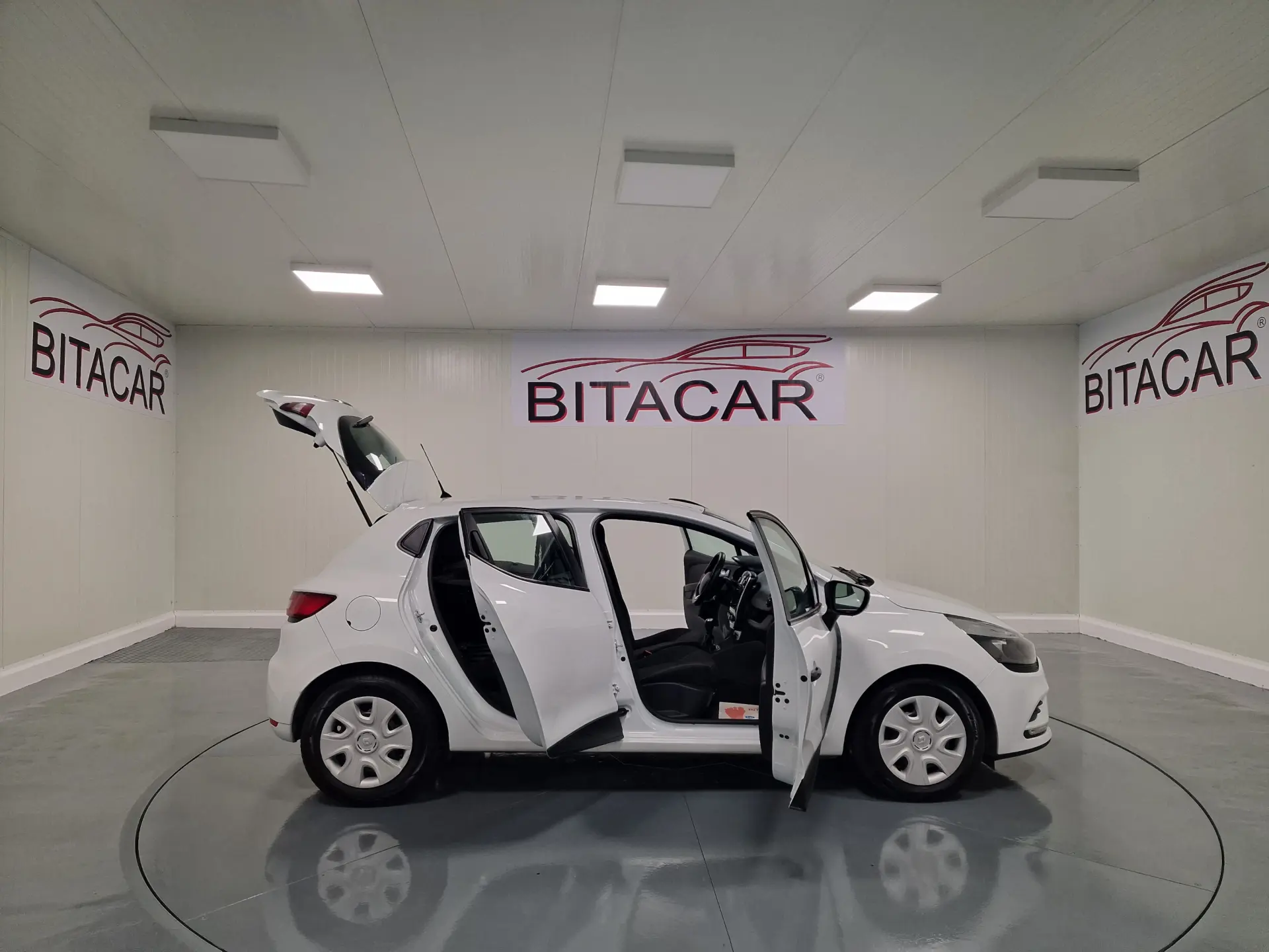 Renault Clio SOCIETE 1.5 DCI ZEN IVA DEDUTIVEL 7