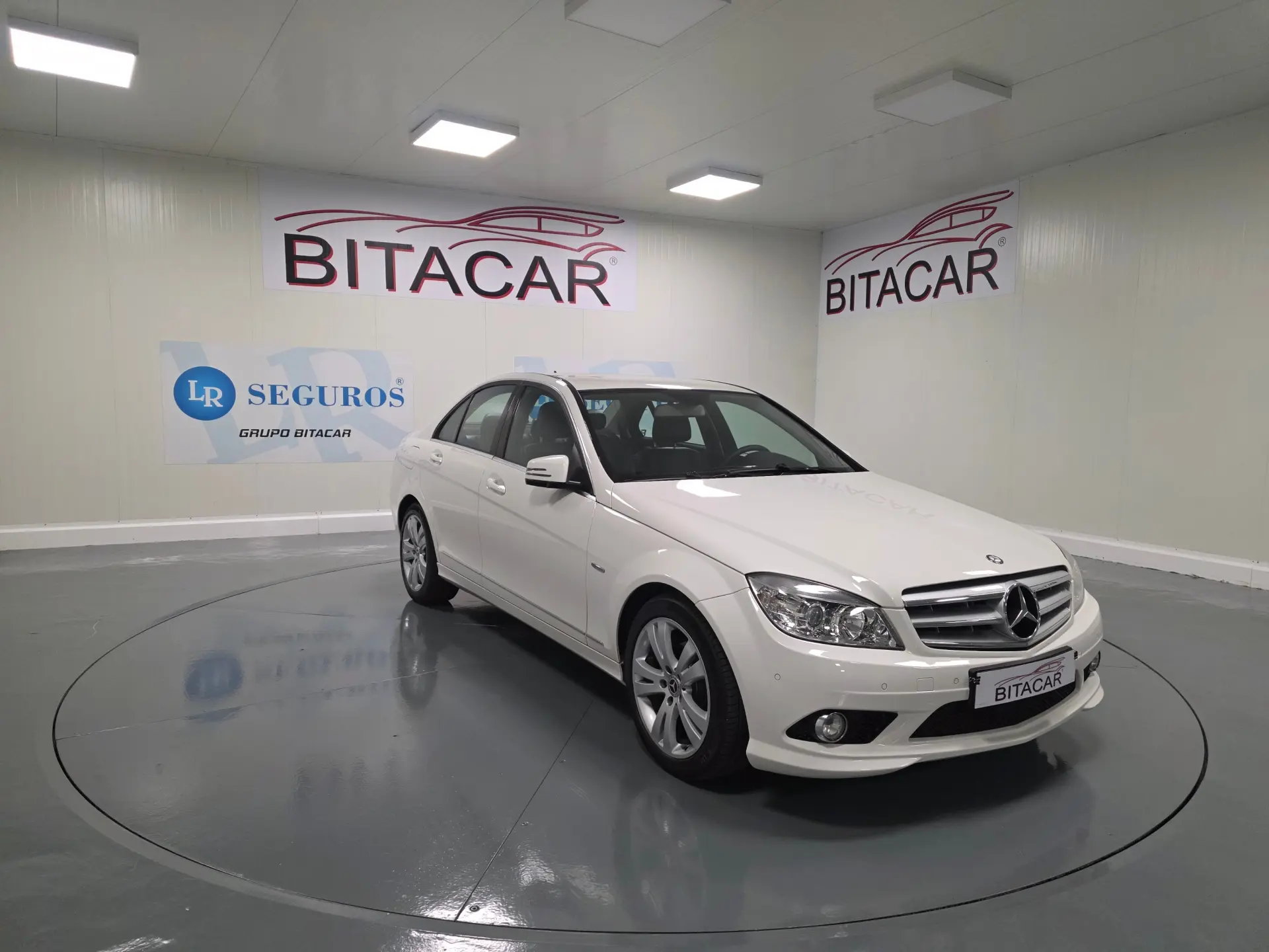 Mercedes-Benz 180 CDI BLUEEFFICIENCY AVANTGARDE 1