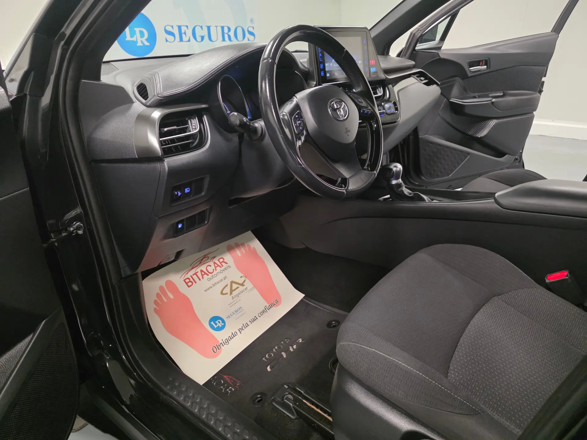 Toyota C-HR 1.8 HSD CONFORT 80