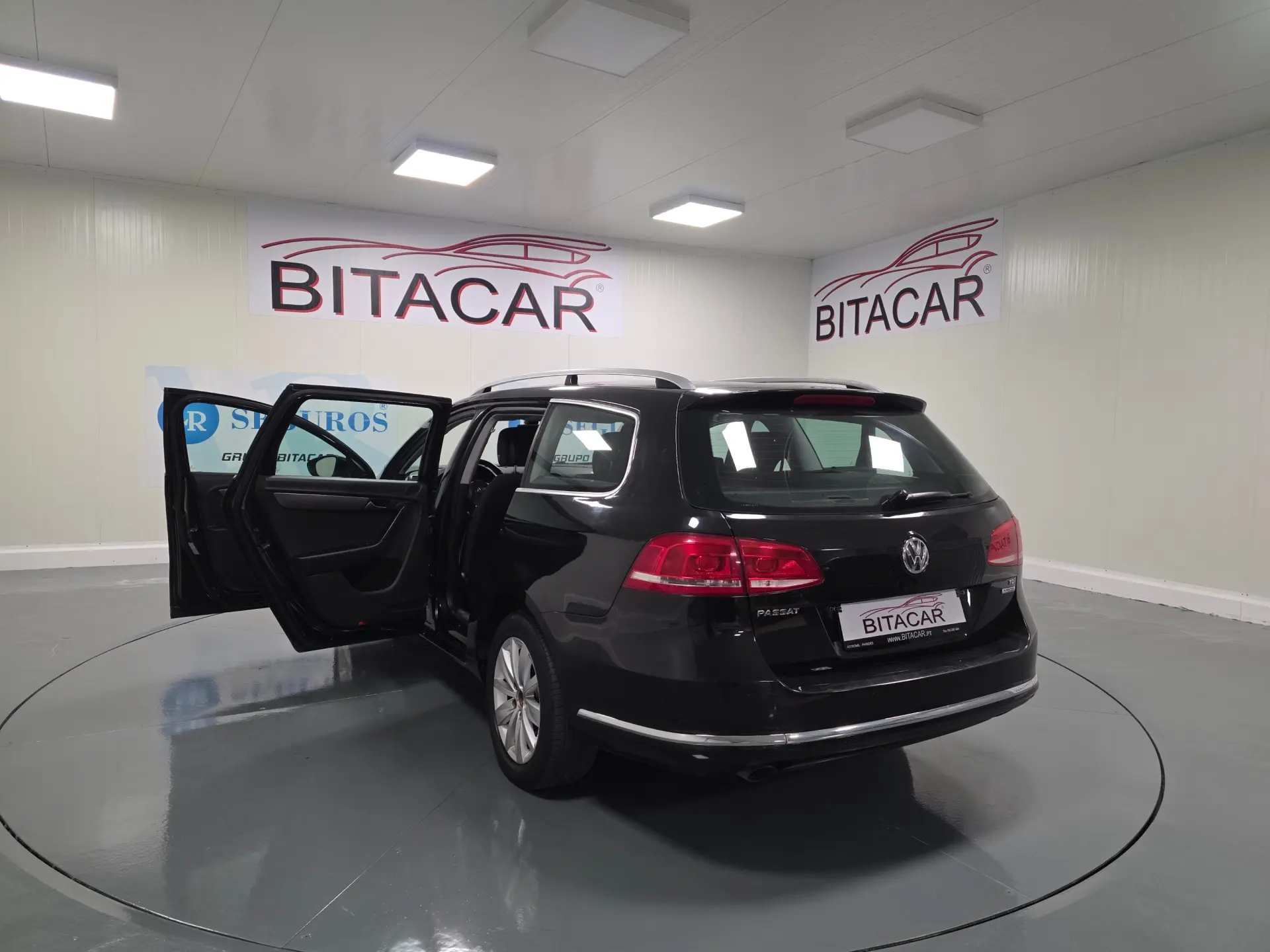 Volkswagen Passat 1.6 TDI Confortline 41