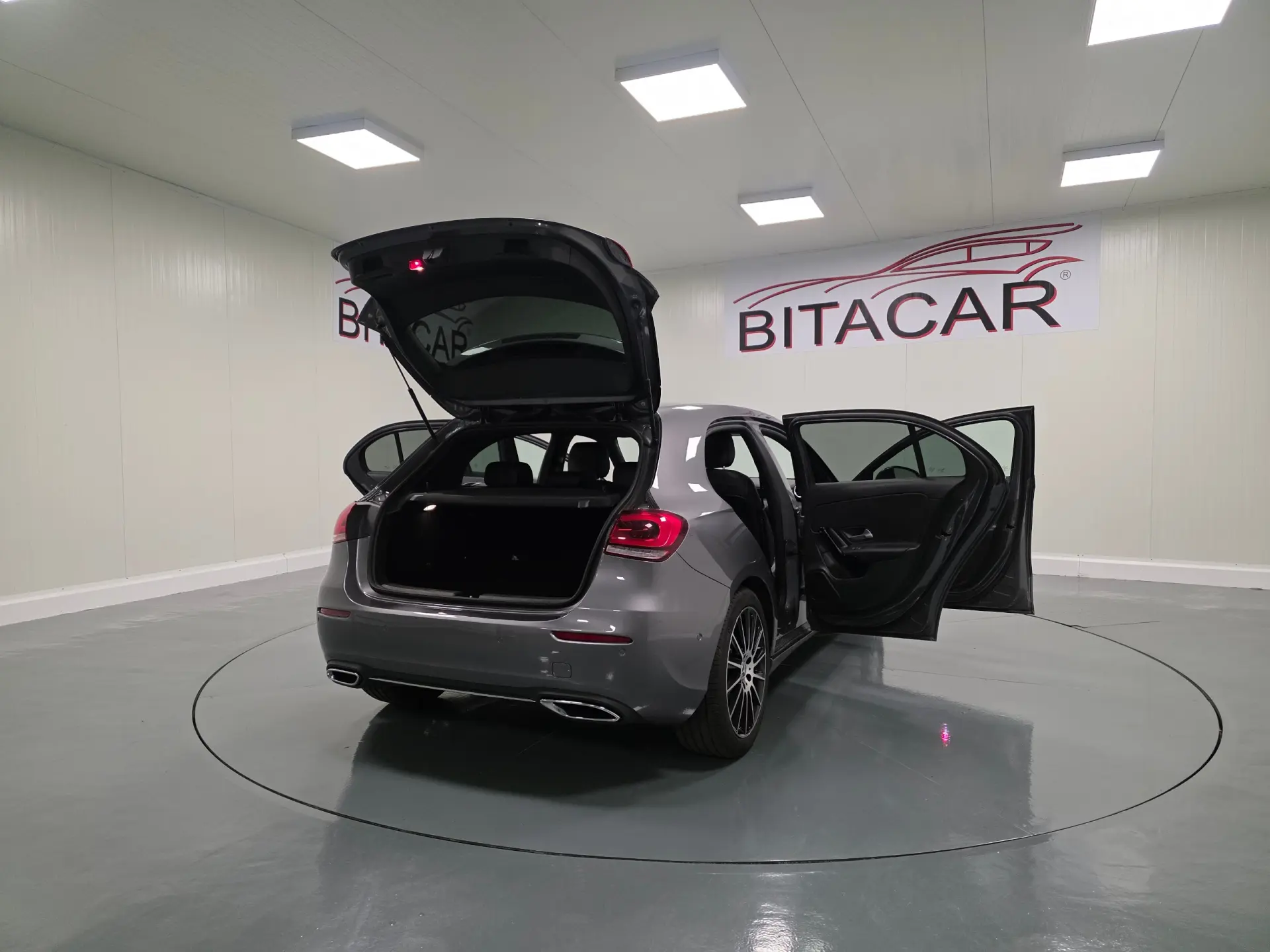 Mercedes-Benz A 180 D PROGRESSIVE 10