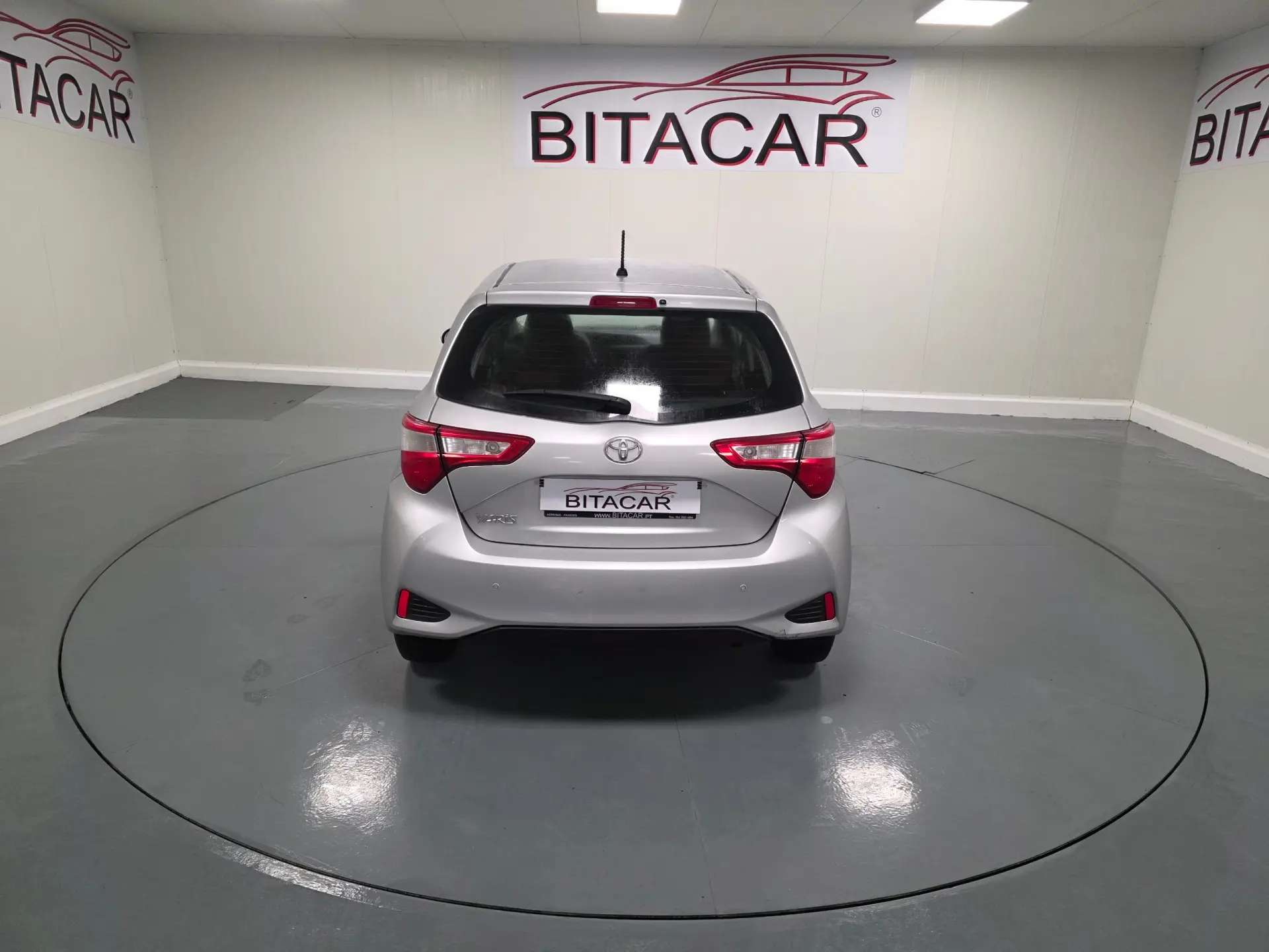 Toyota Yaris 1.4 D-4D ACtive+AC 23