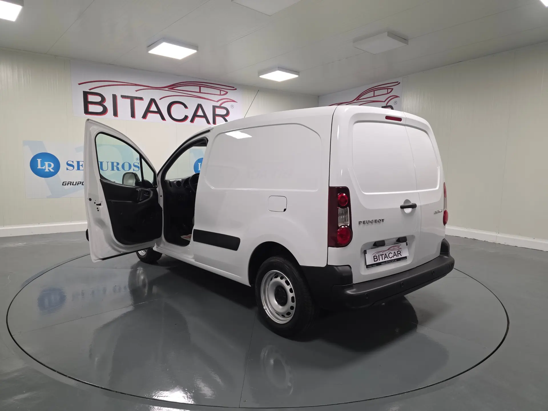 Peugeot Partner 1.6 HDI L1 PACK CD CLIM 41