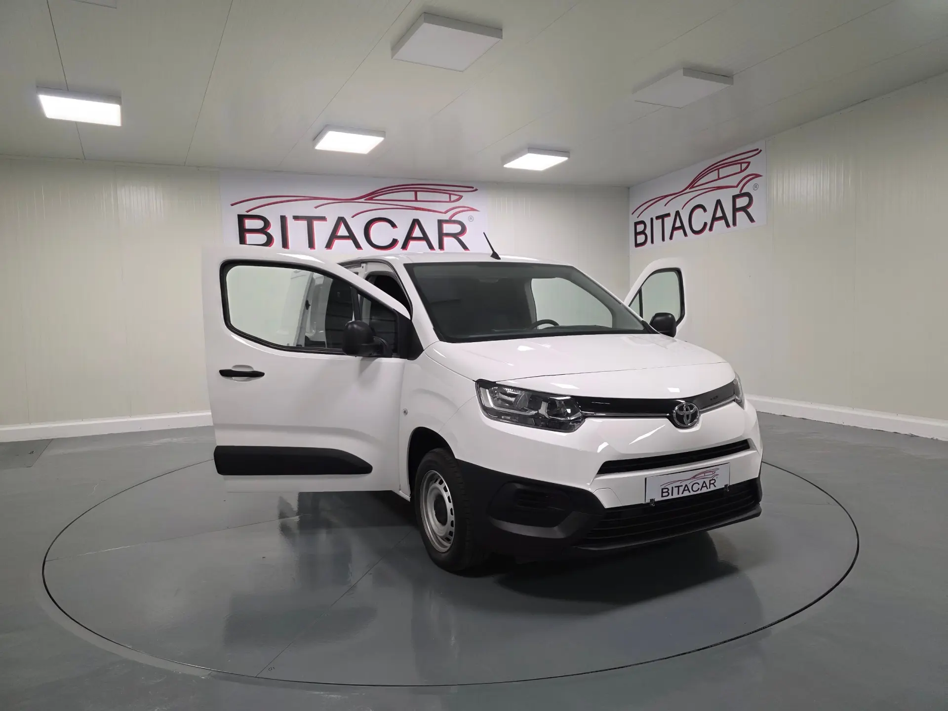 Toyota Proace CITY 1.5D IVA DEDUTIVEL 12