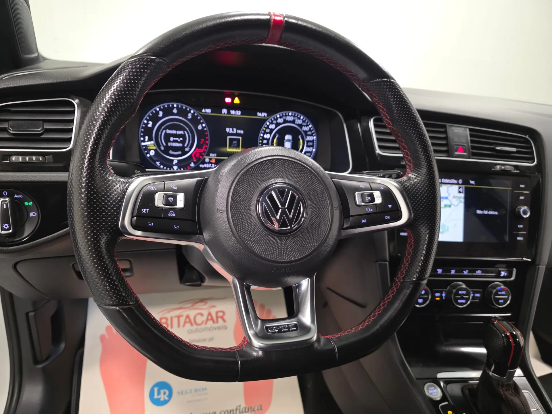 Volkswagen Golf 2.0 TSI GTI DSG Performance 85