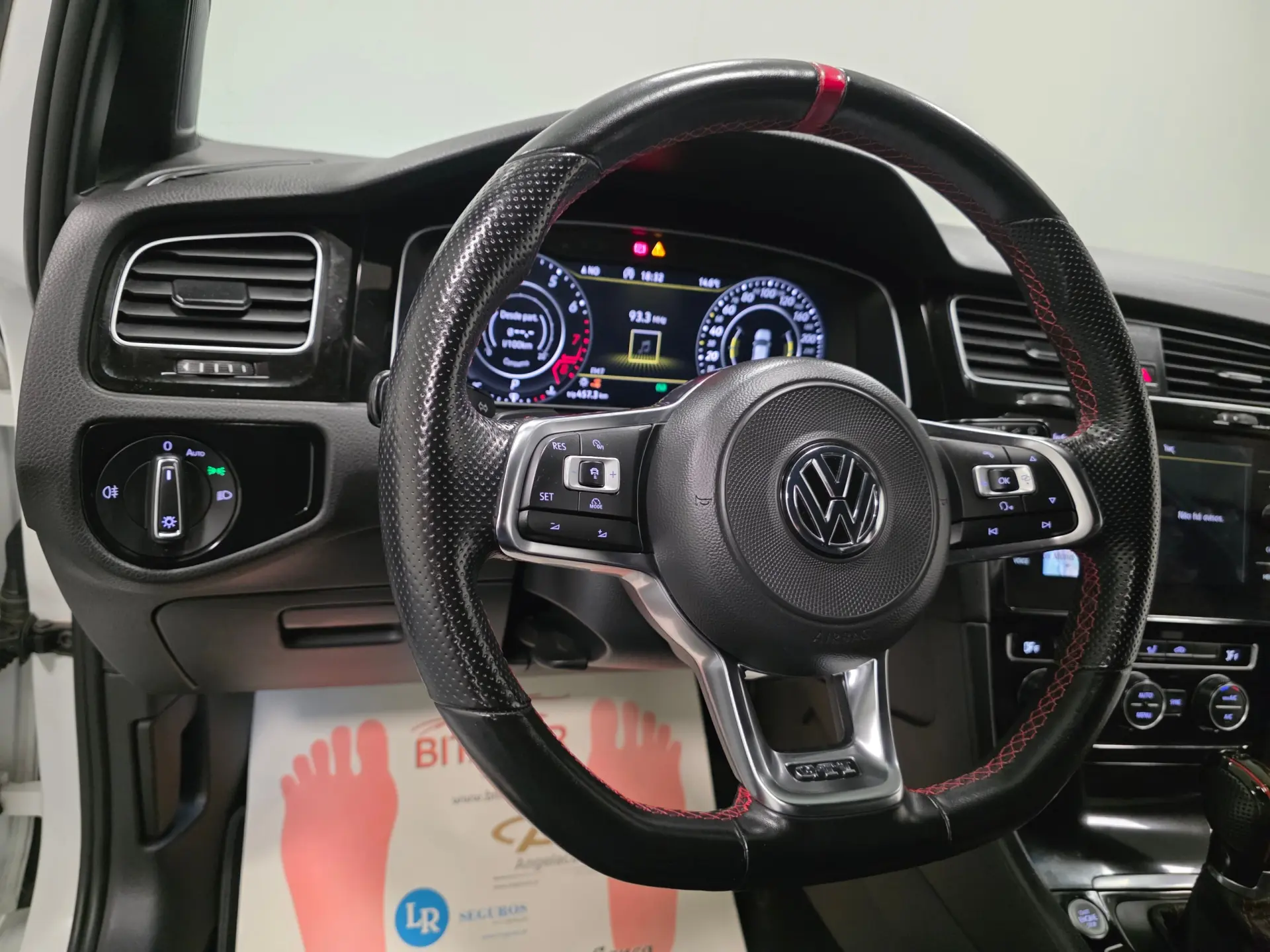 Volkswagen Golf 2.0 TSI GTI DSG Performance 84