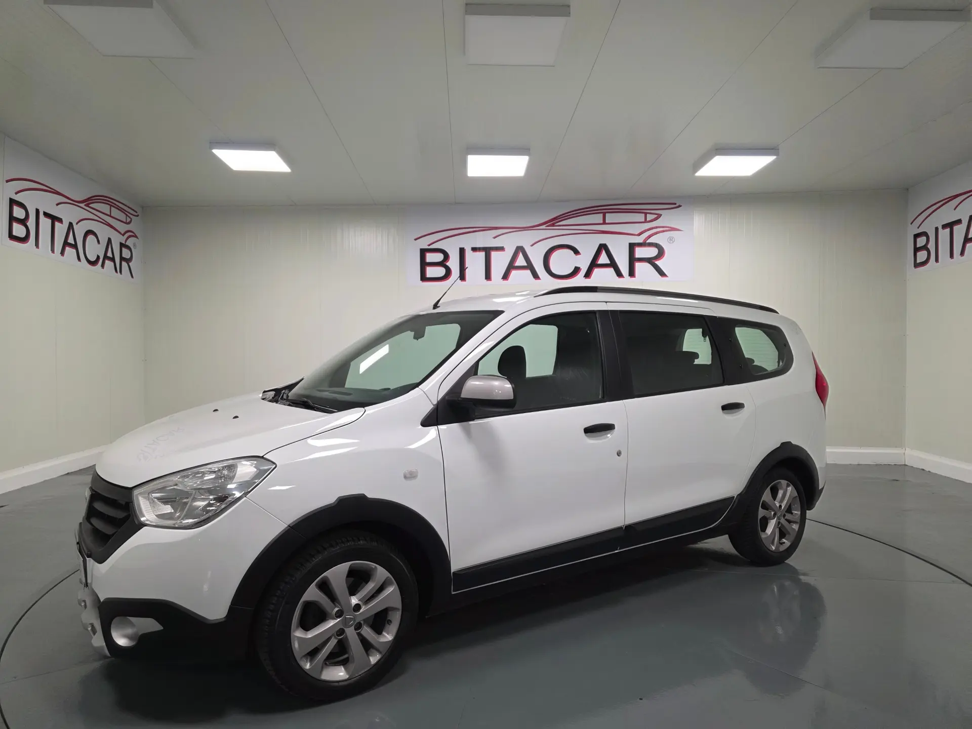 Dacia Lodgy 1.2 STEPWAY 17