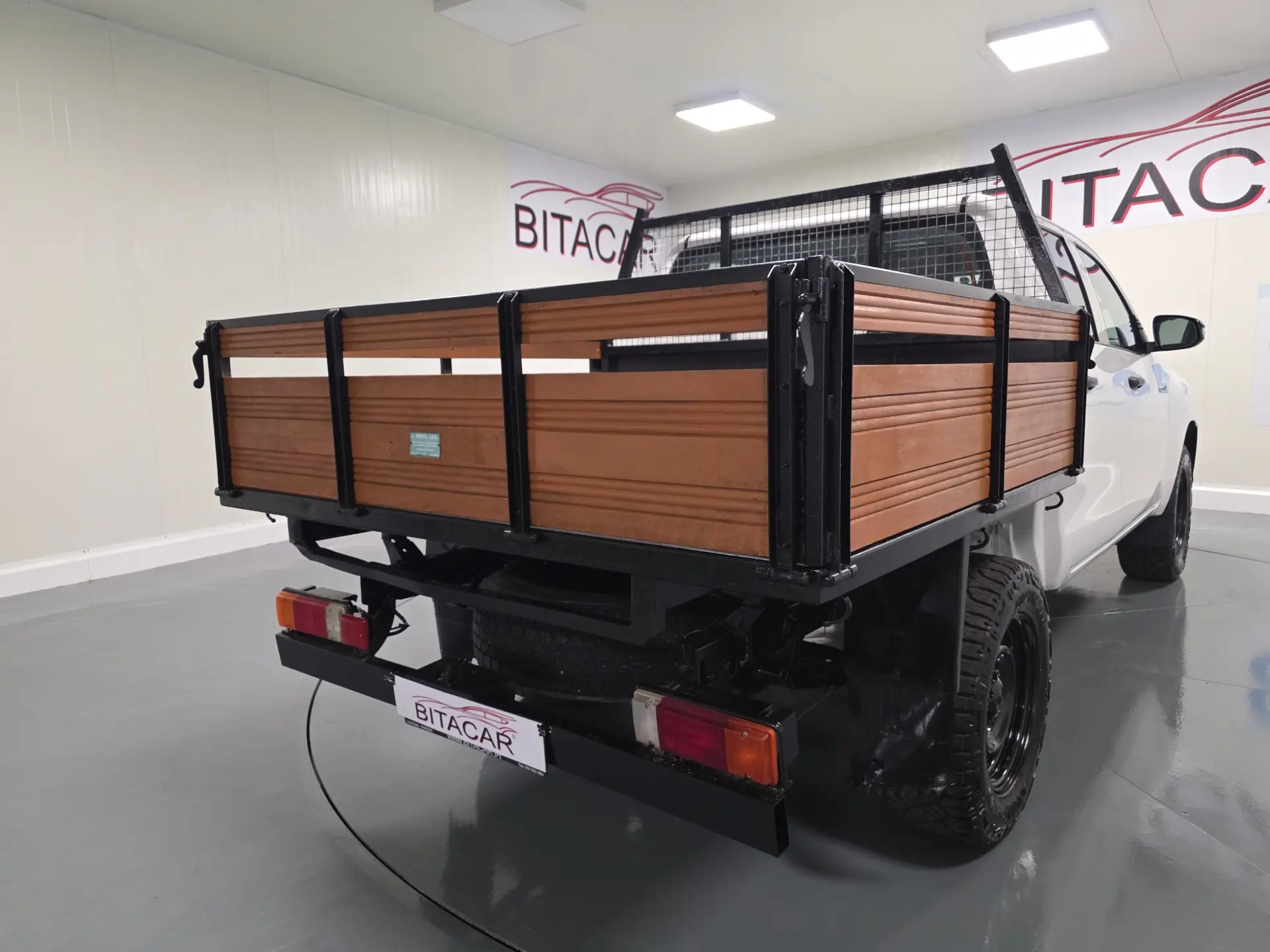Toyota Hilux 2.4 D-4D 4WD CD CH 26