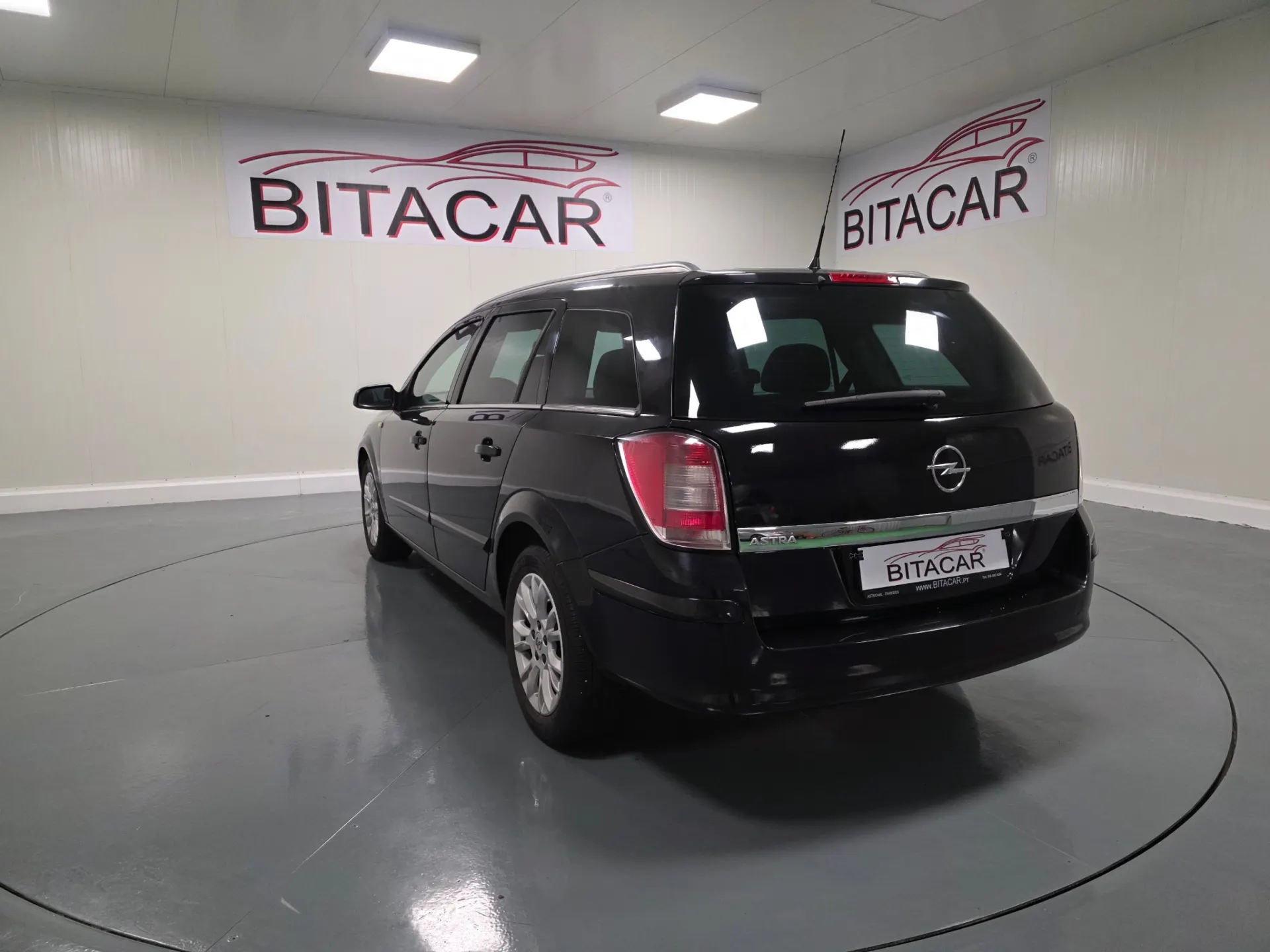 Opel Astra Caravan 1.3 CDTi Cosmo 2