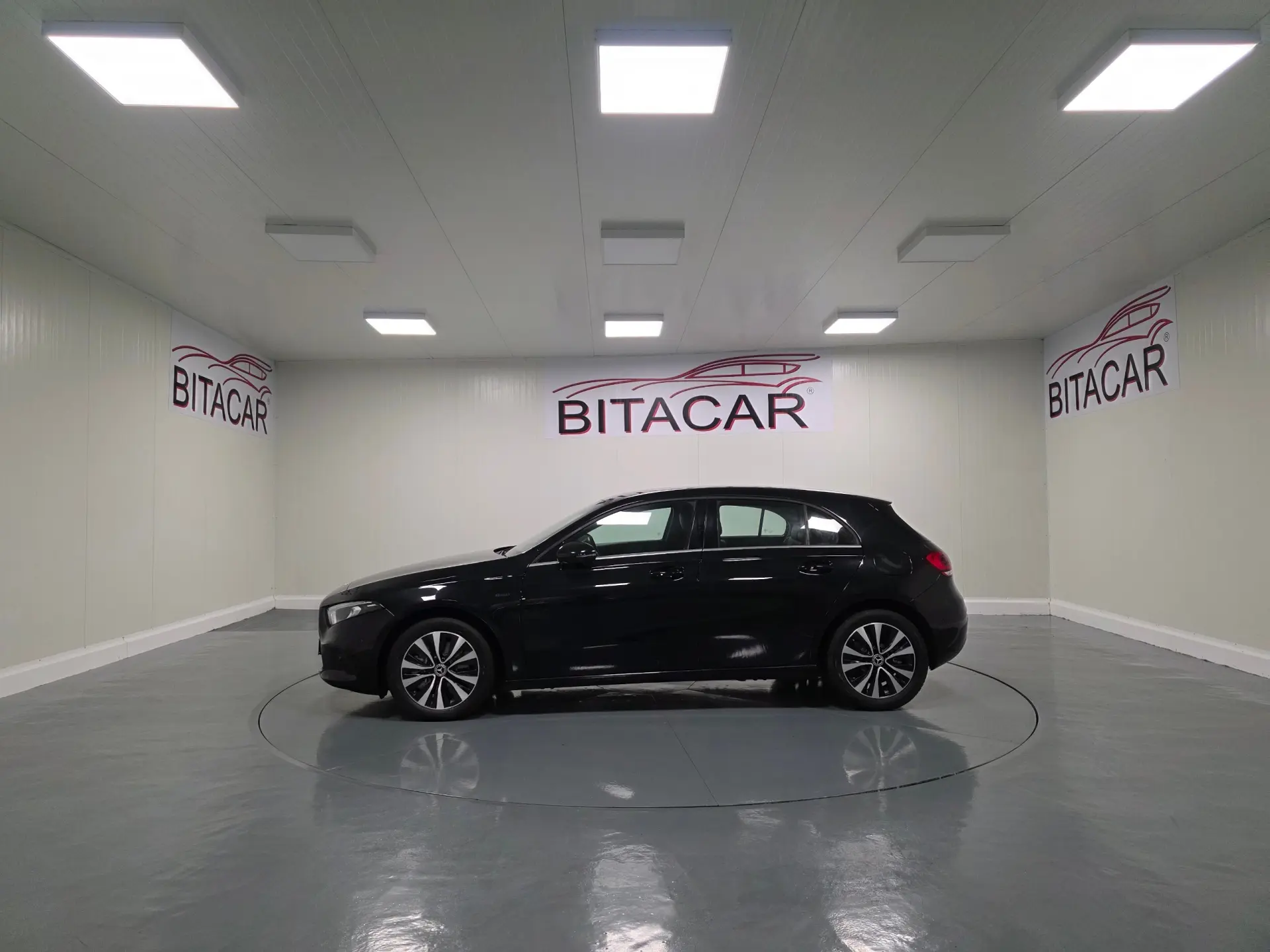 Mercedes-Benz A 250 e Style Plus 20