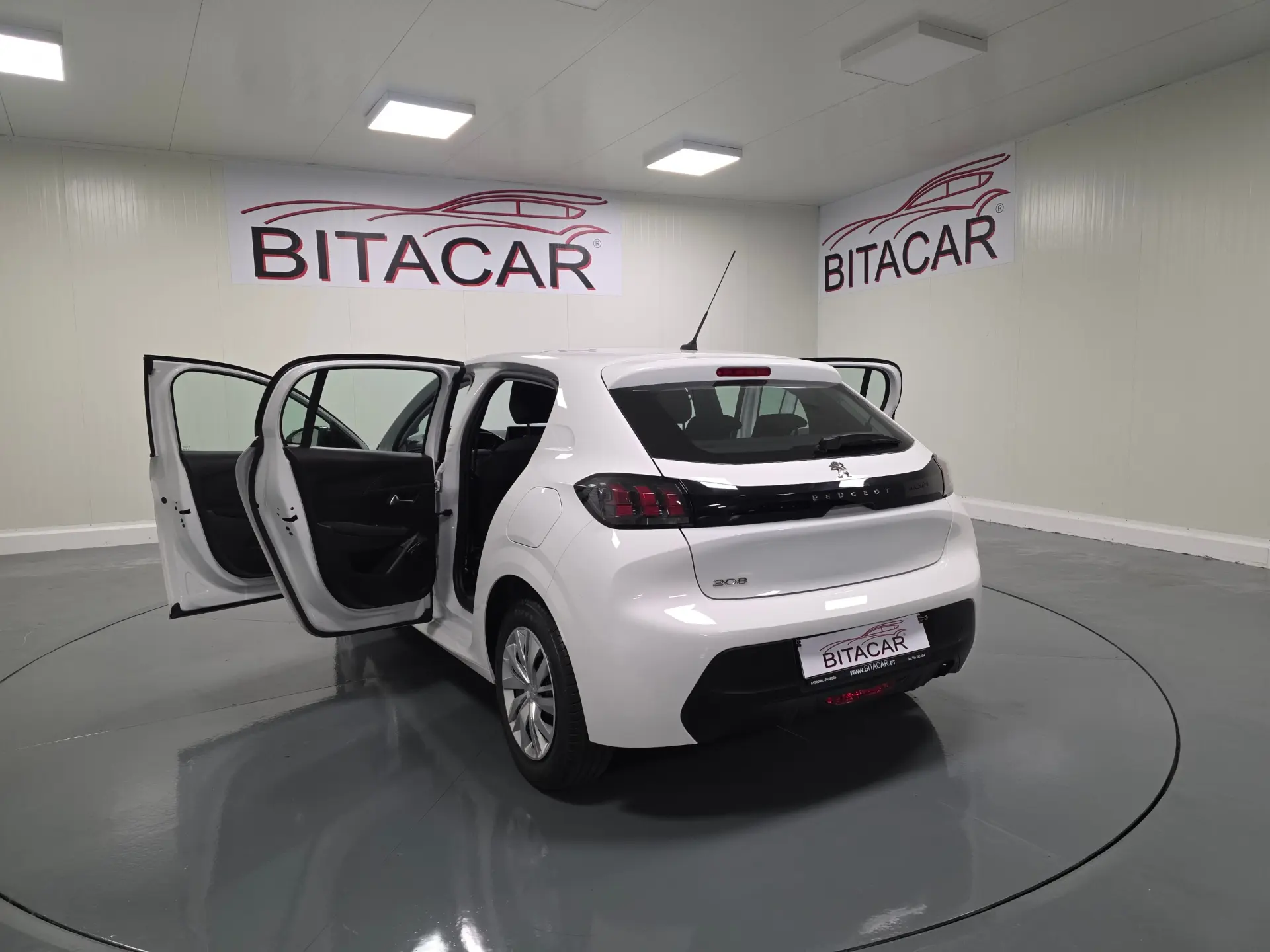 Peugeot 208 1.2 ACTIVE 58