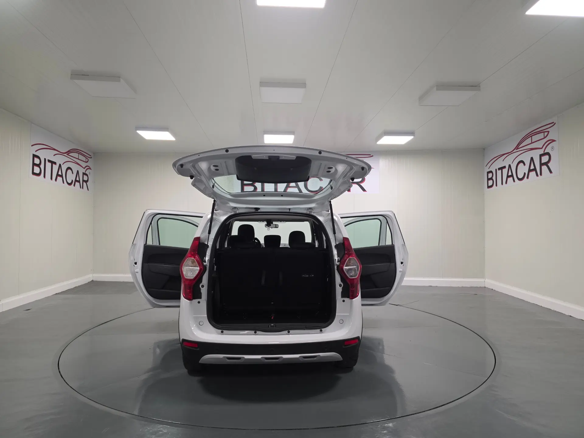 Dacia Lodgy 1.2 STEPWAY 59