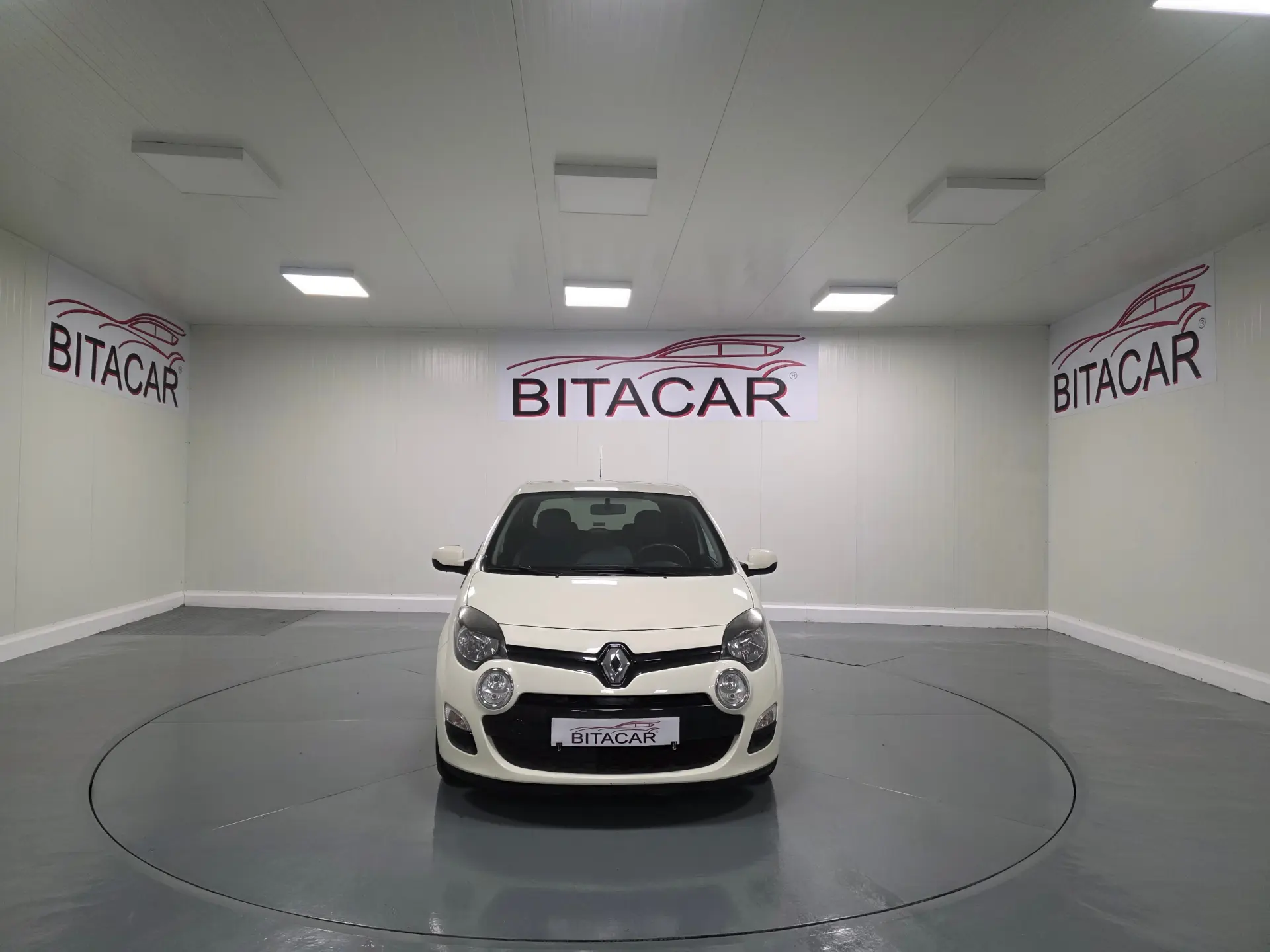 Renault Twingo 1.2 16V Dynamique 8