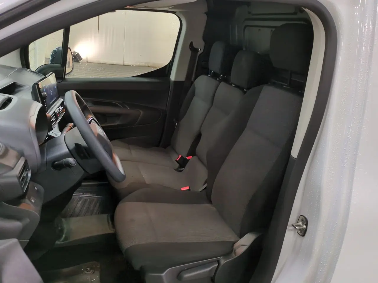 Toyota Proace CITY Electric 50KWH IVA DEDUTIVEL 8