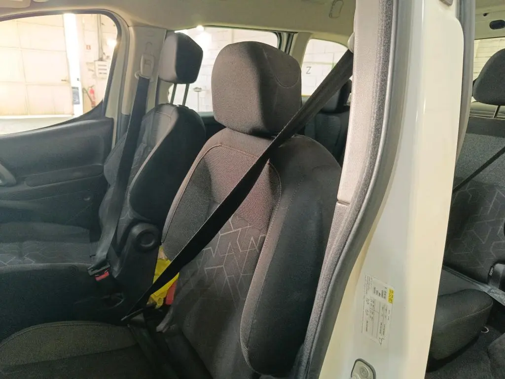 Peugeot Partner TEPEE 1.6 BLUEHDI 5 LUGARES 7