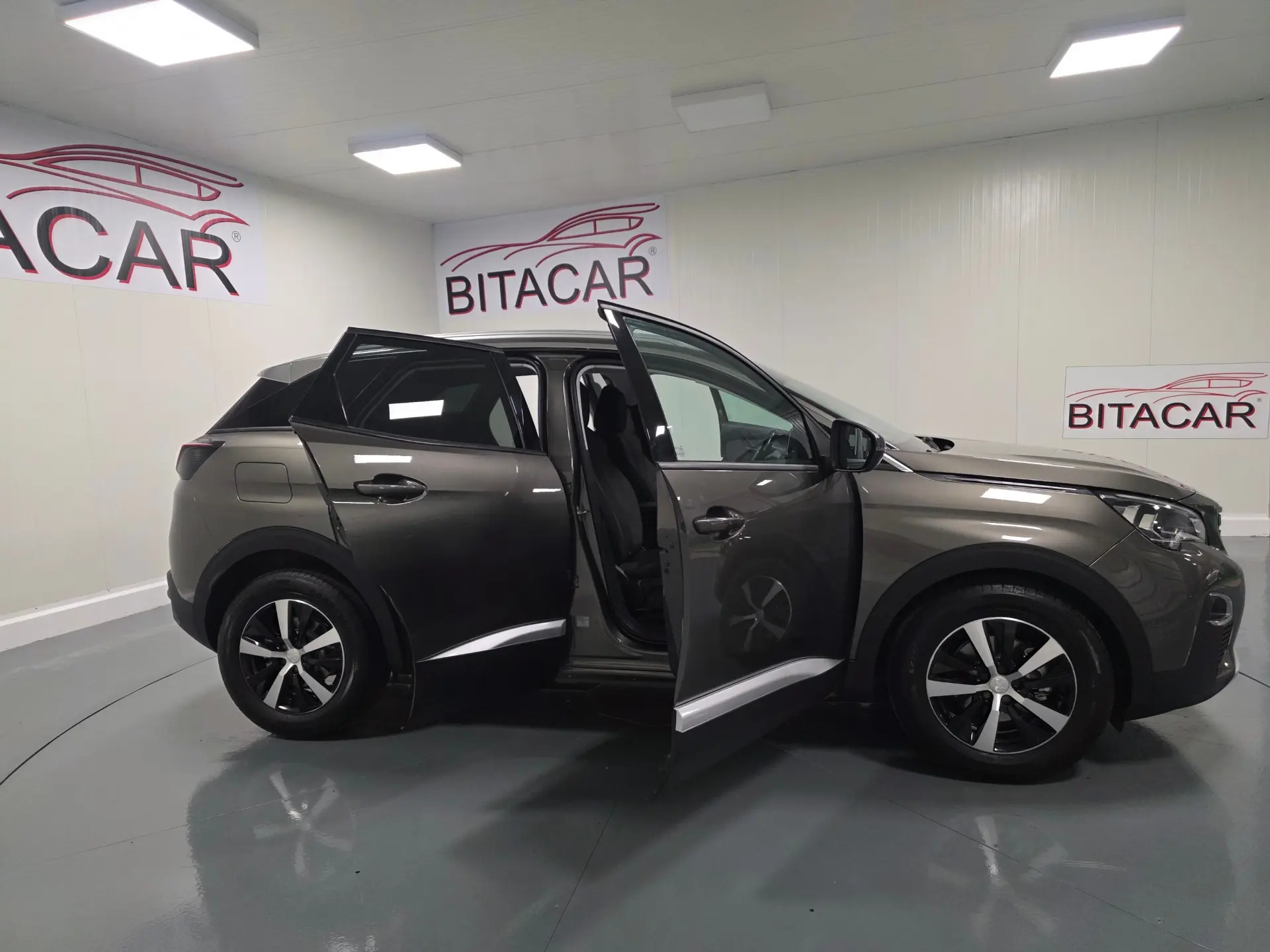Peugeot 3008 1.5 BLUEHDI ACTIVE 24