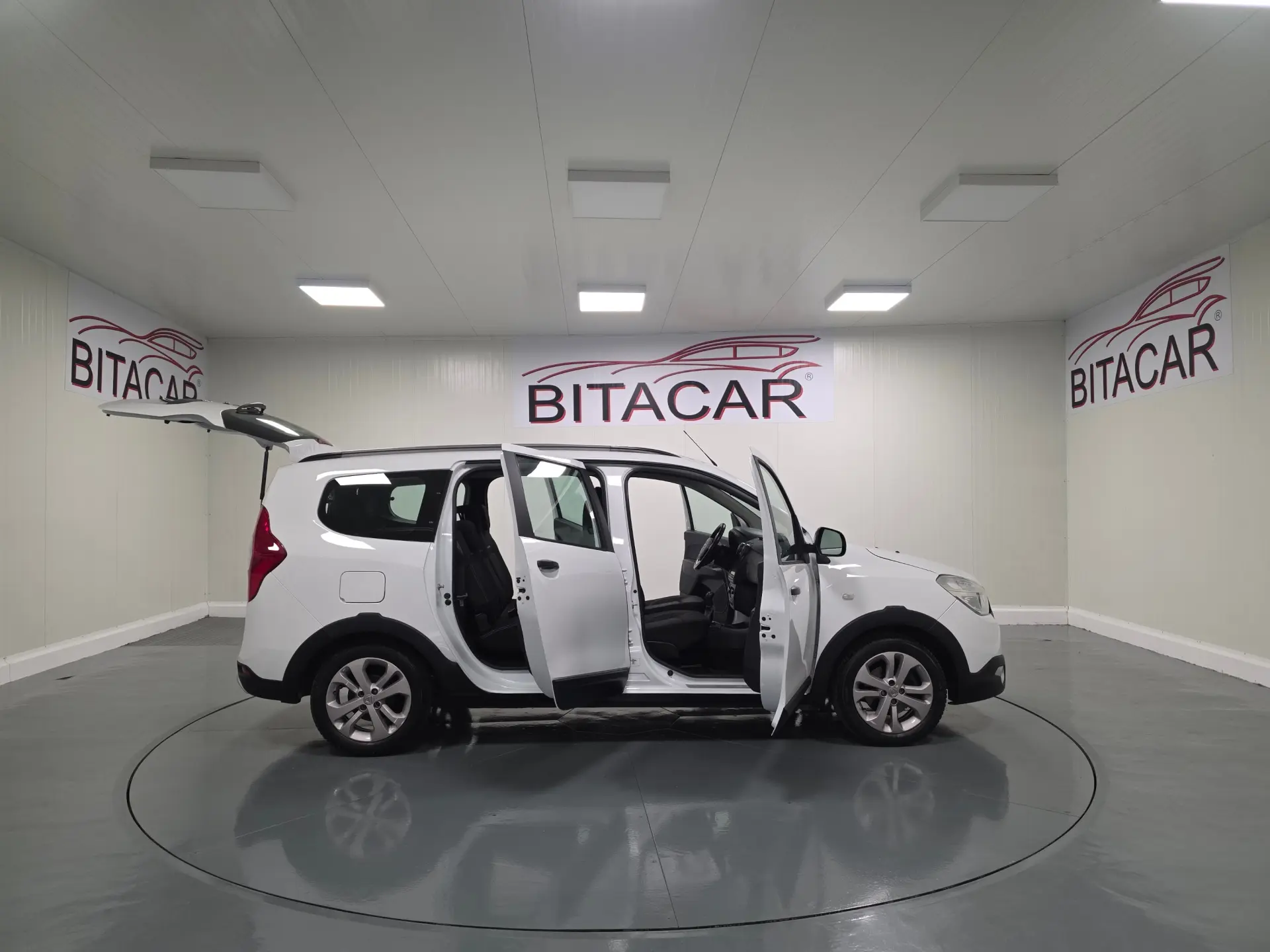 Dacia Lodgy 1.2 STEPWAY 62